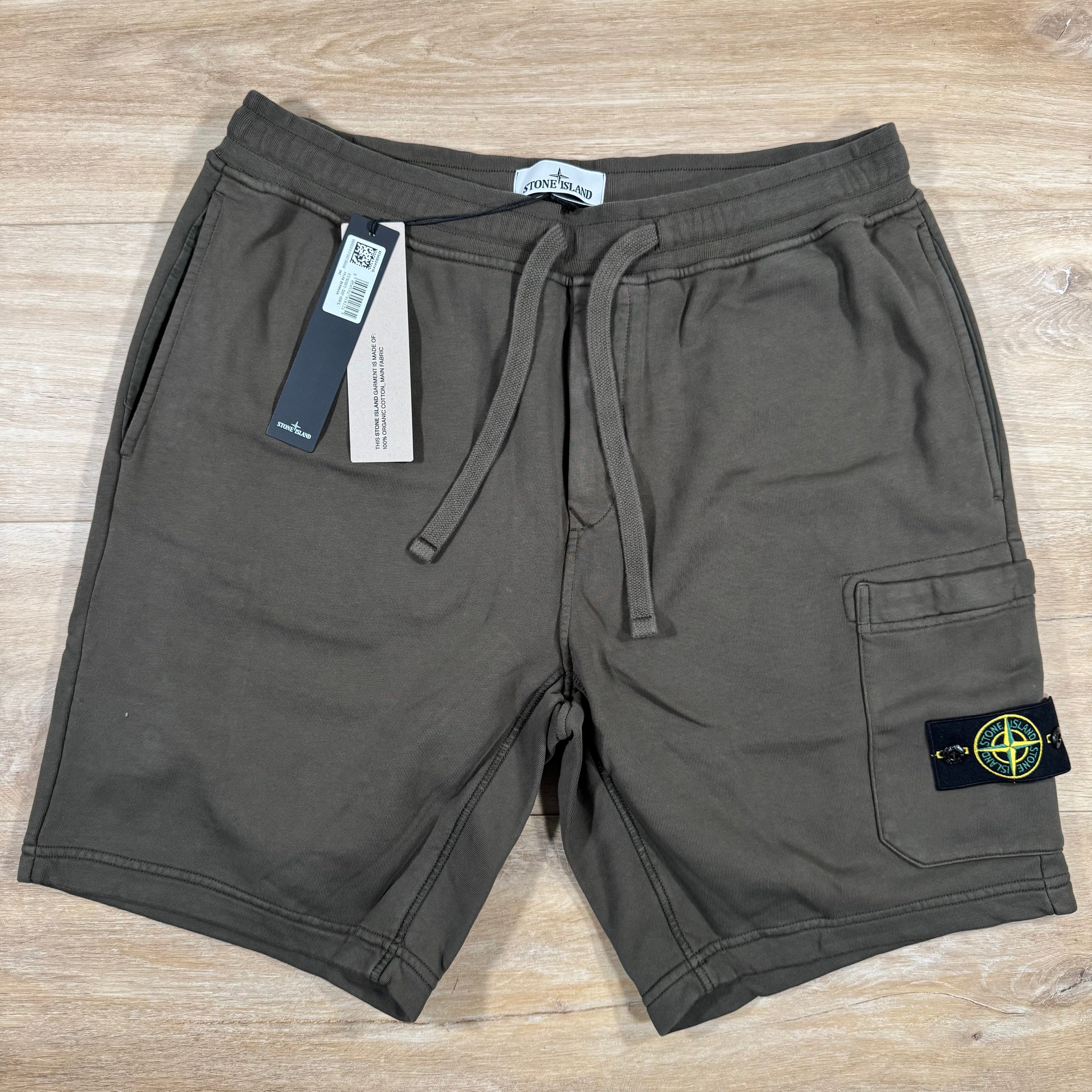 Stone Island Organic Cotton Fleece Shorts in Military Green -Usfansport