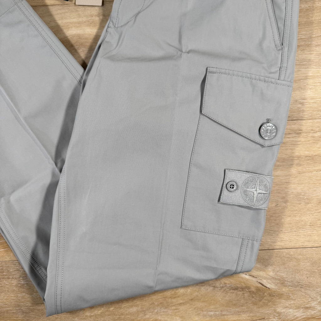Stone Island Weatherproof Ghost Cargo Trousers in Dust Grey -Usfansport