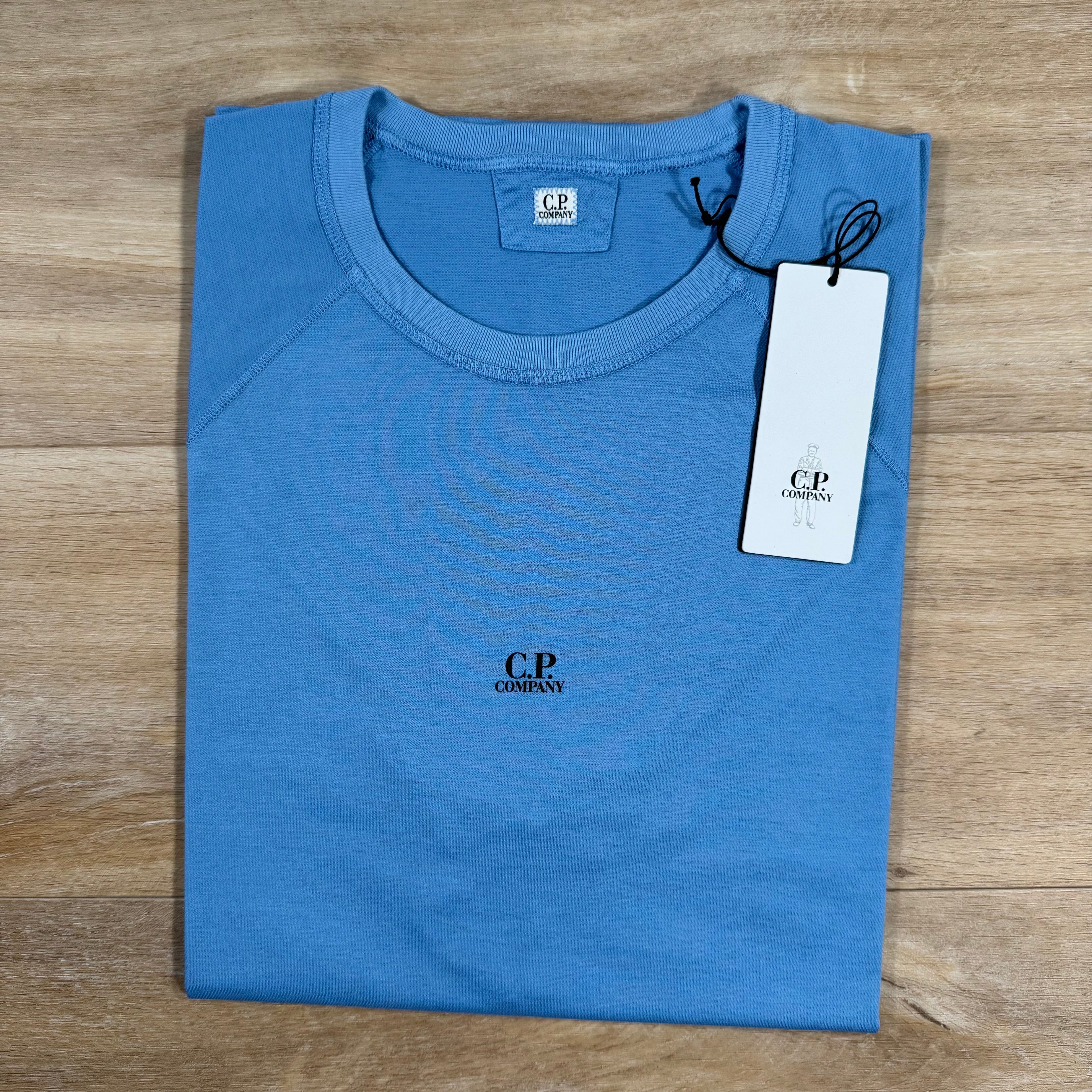 CP Company Micronet Jersey Raglan Logo T-Shirt in Pacific Coast - Light Blue -Usfansport