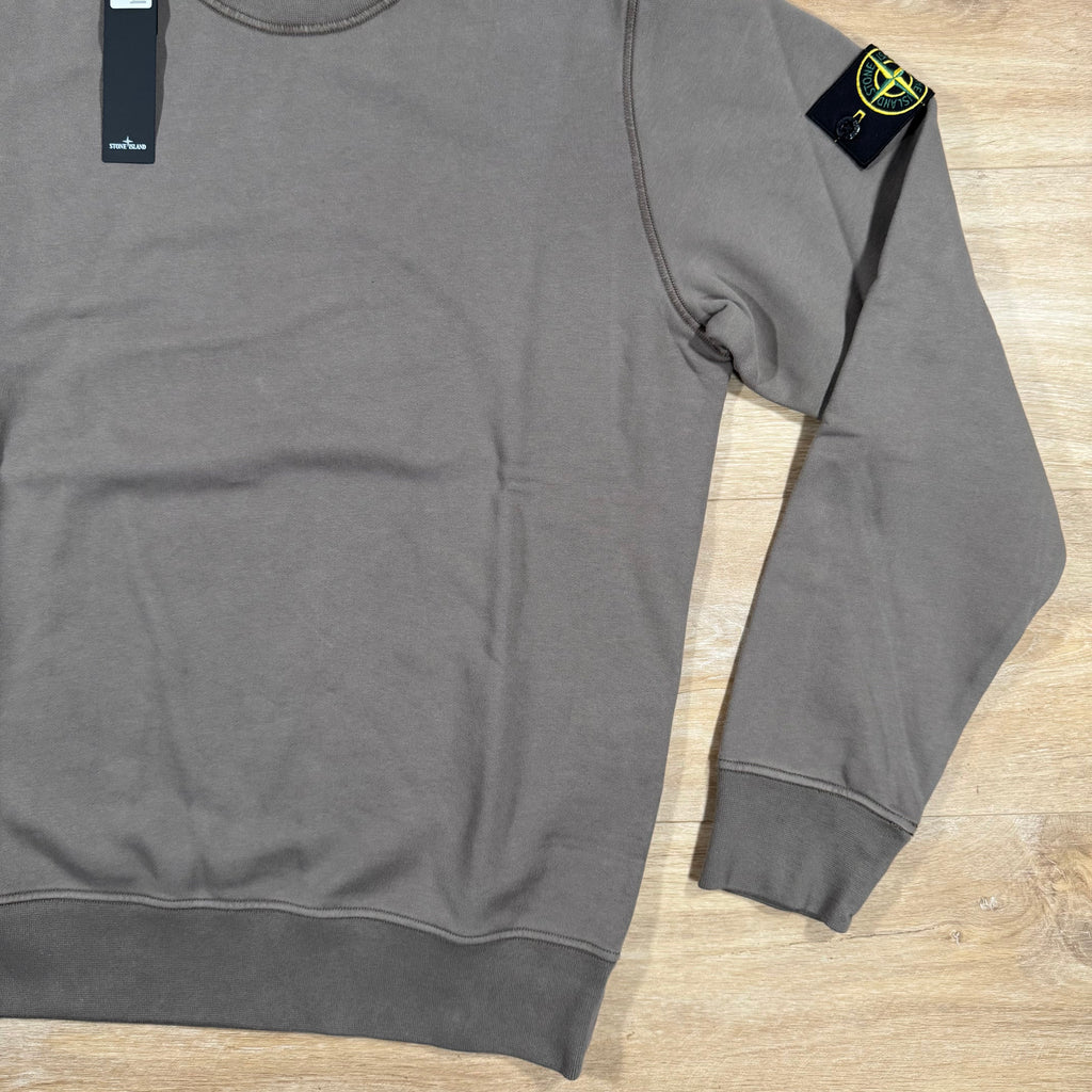 Stone Island Garment Dyed Crewneck Sweatshirt in Walnut Brown -Usfansport