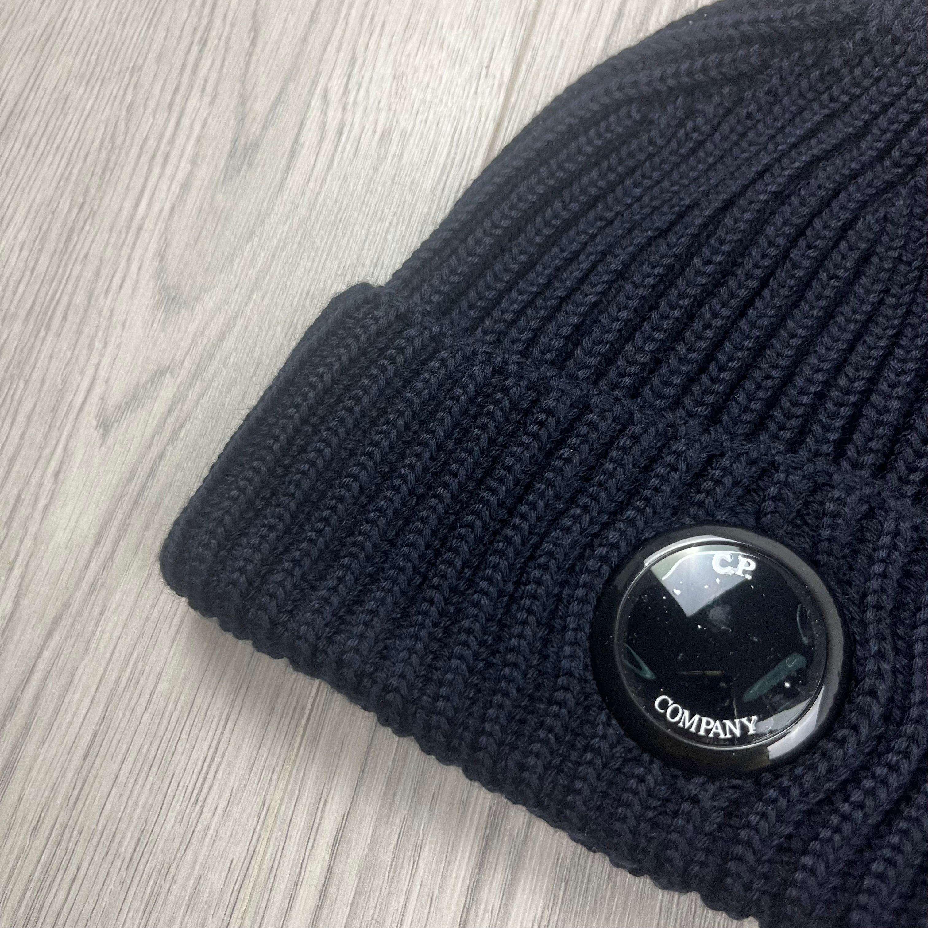 CP Company Lens Beanie - Navy -Usfansport