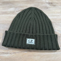 CP Company Extra Fine Merino Wool Logo Beanie in Ivy Green -Usfansport