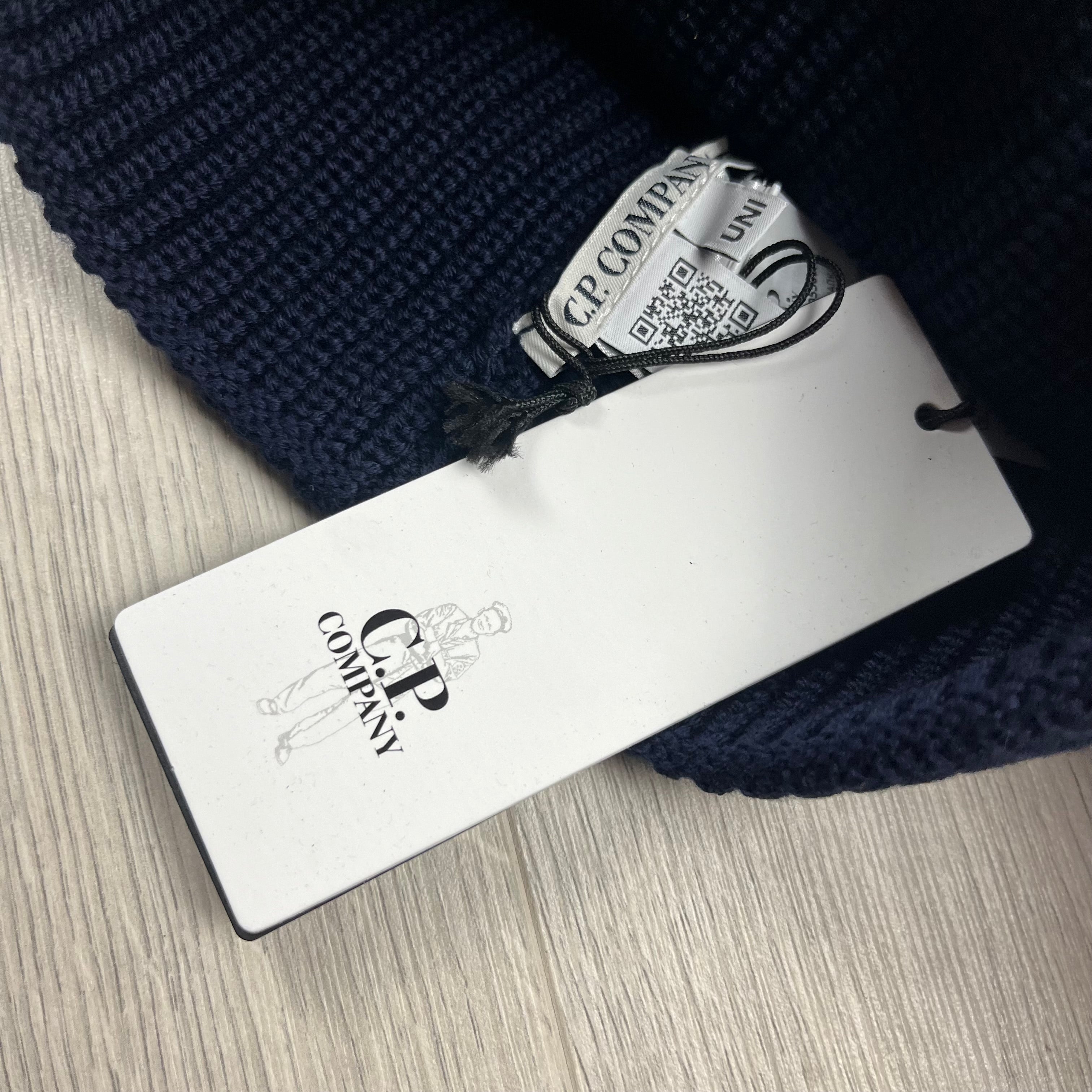 CP Company Metropolis Beanie - Navy -Usfansport