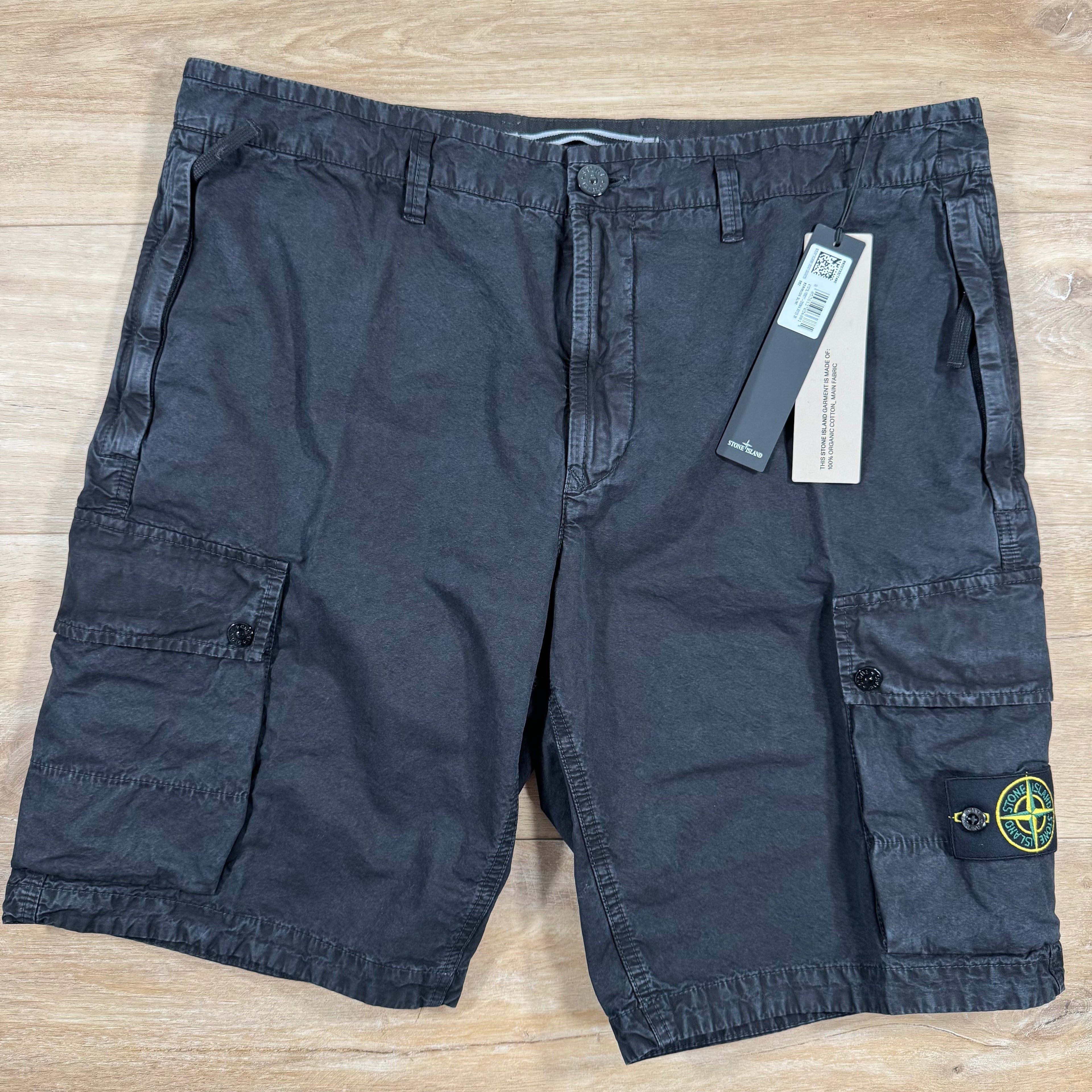 Stone Island Brushed Cotton Cargo Bermuda Shorts in Black -Usfansport