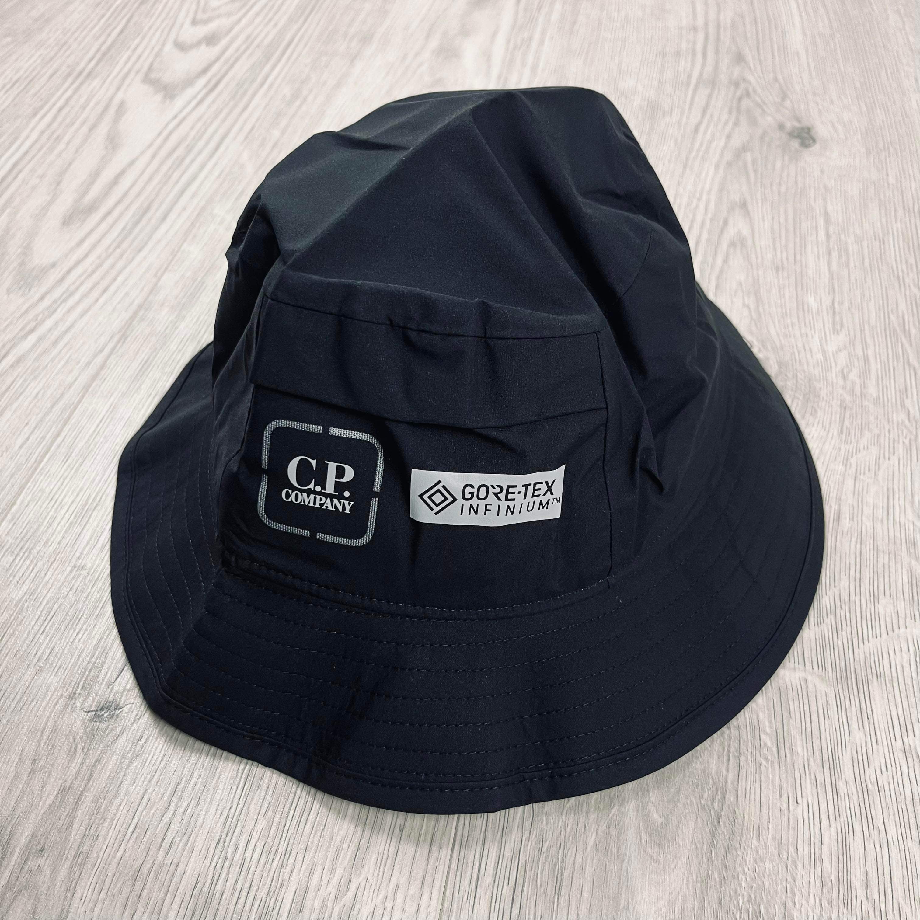 CP Company Metropolis Bucket Hat - Black -Usfansport