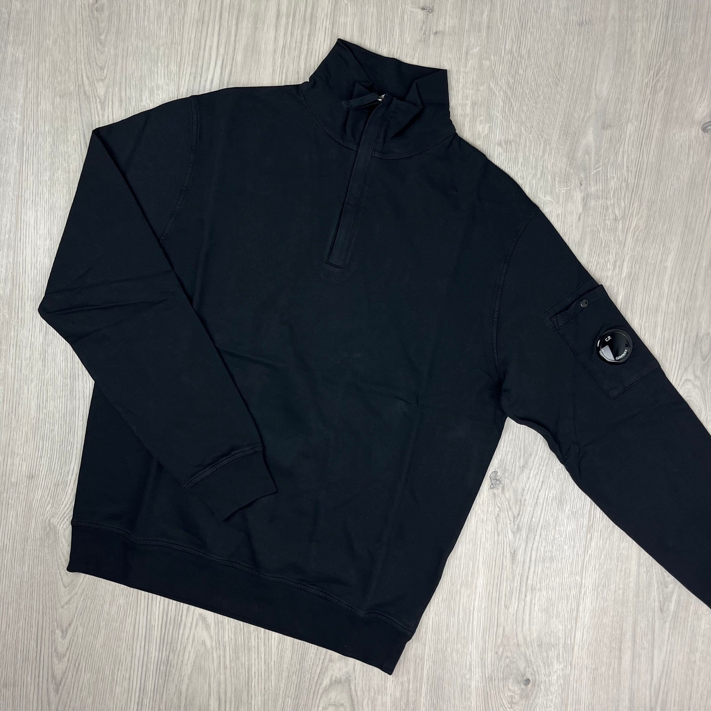 CP Company Light Fleece Zip Sweatshirt - Black -Usfansport