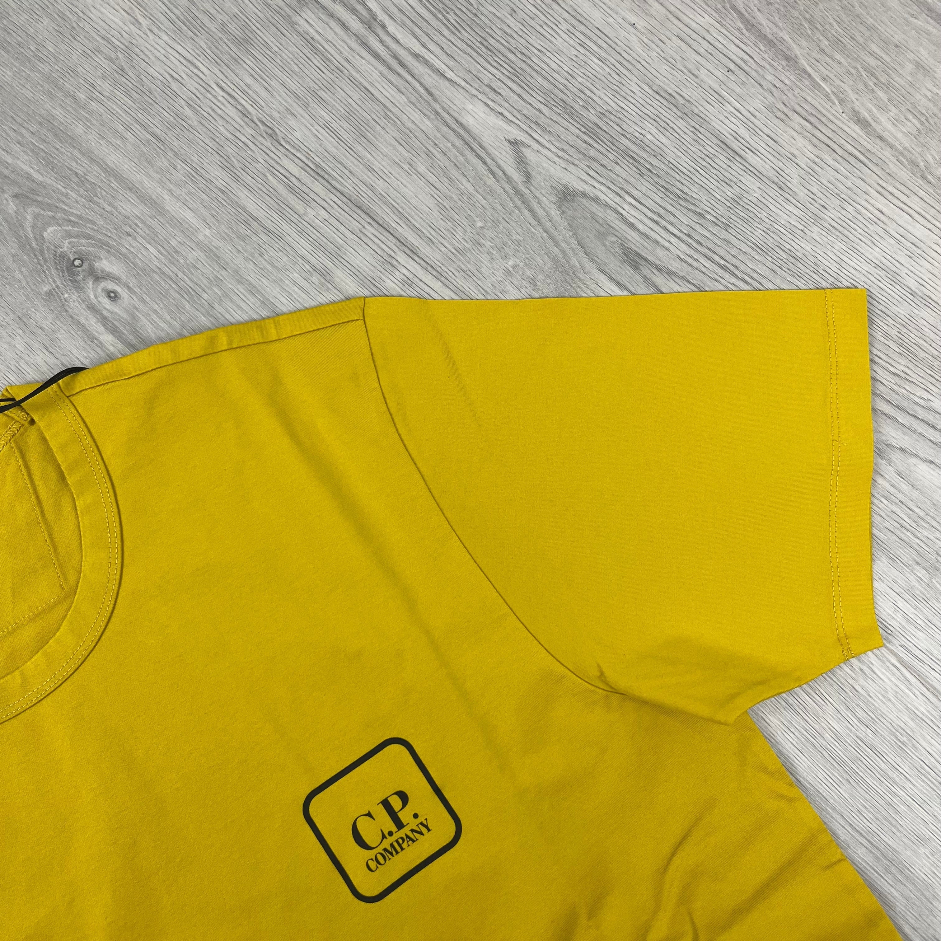 CP Company Metropolis T-Shirt - Yellow -Usfansport