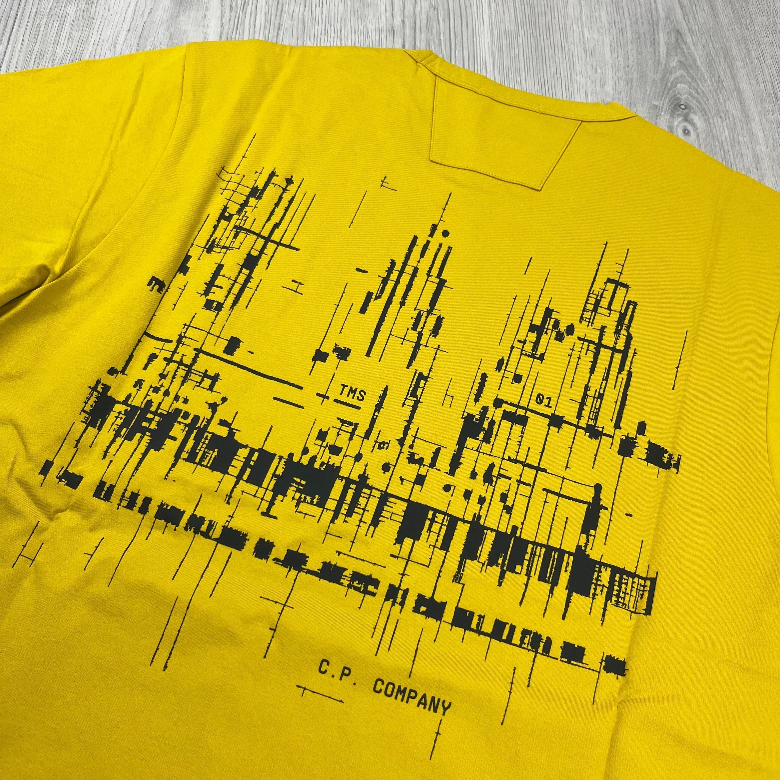 CP Company Metropolis T-Shirt - Yellow -Usfansport