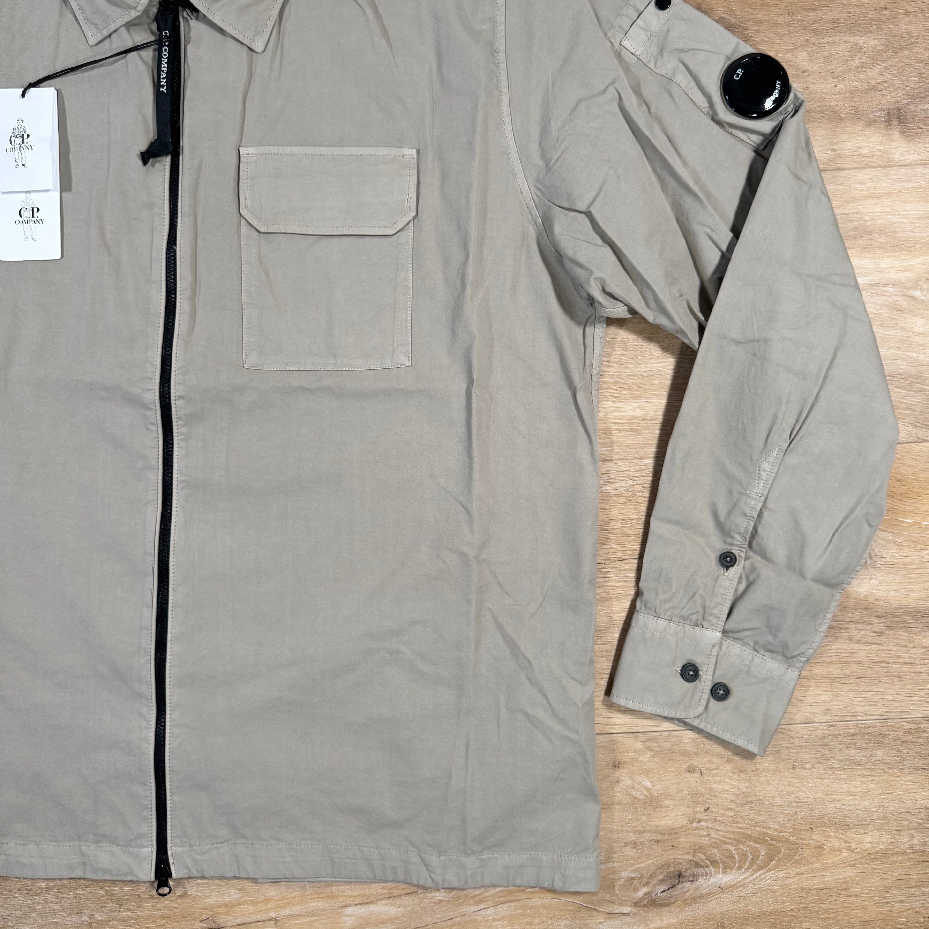 CP Company Organic Gabardine Lens Overshirt in Vintage Khaki -Usfansport
