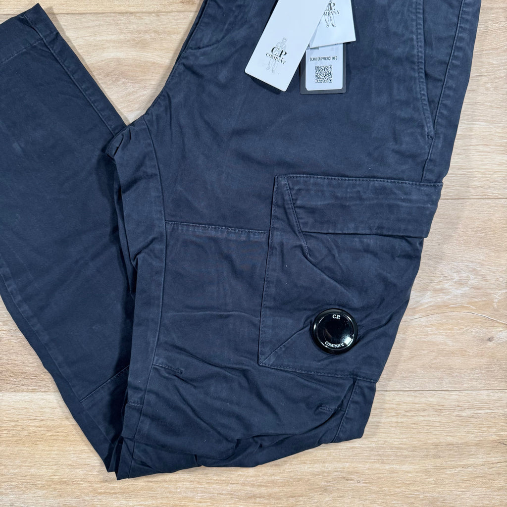 CP Company Ottoman Stretch Lens Cargo Pants in Navy -Usfansport