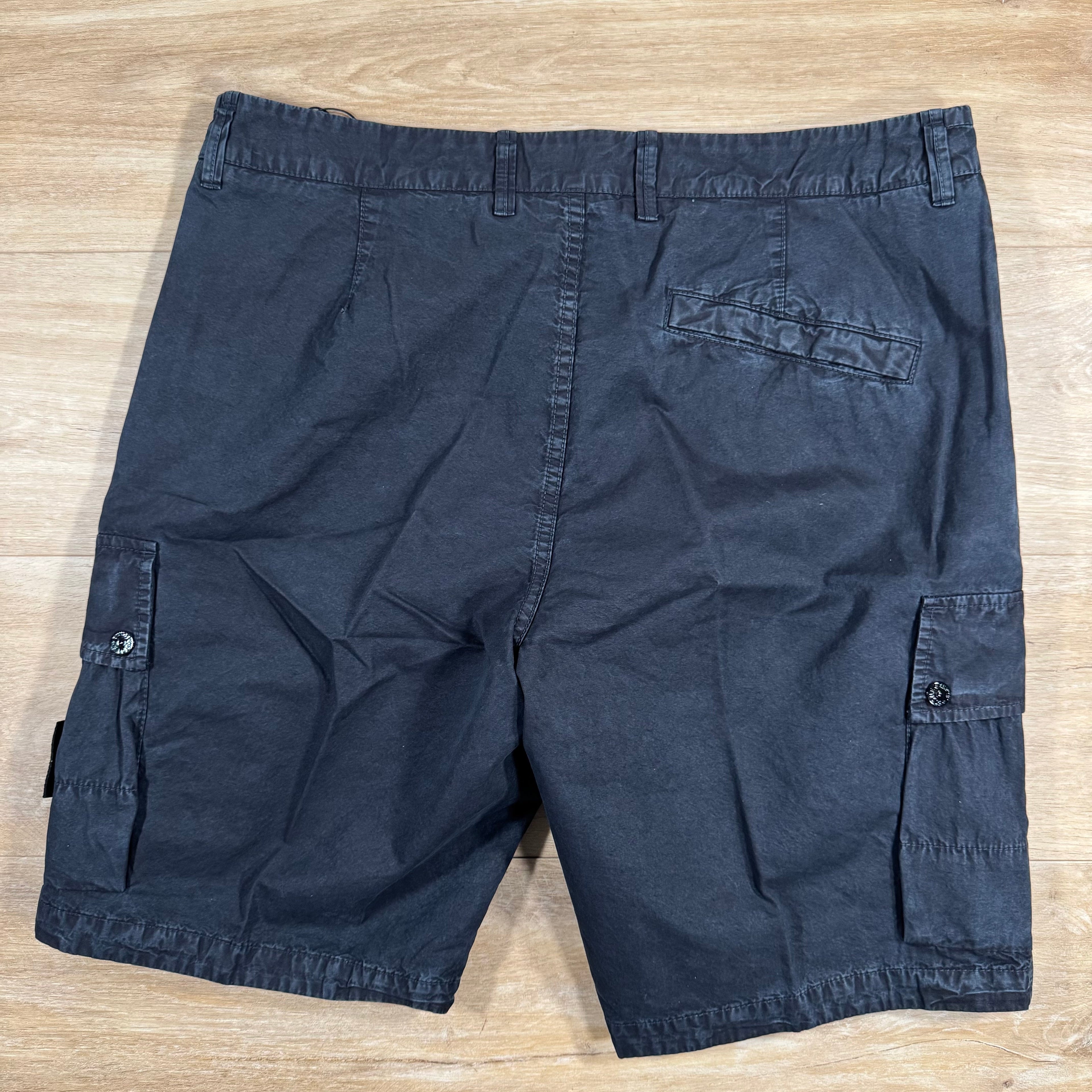 Stone Island Brushed Cotton Cargo Bermuda Shorts in Navy -Usfansport