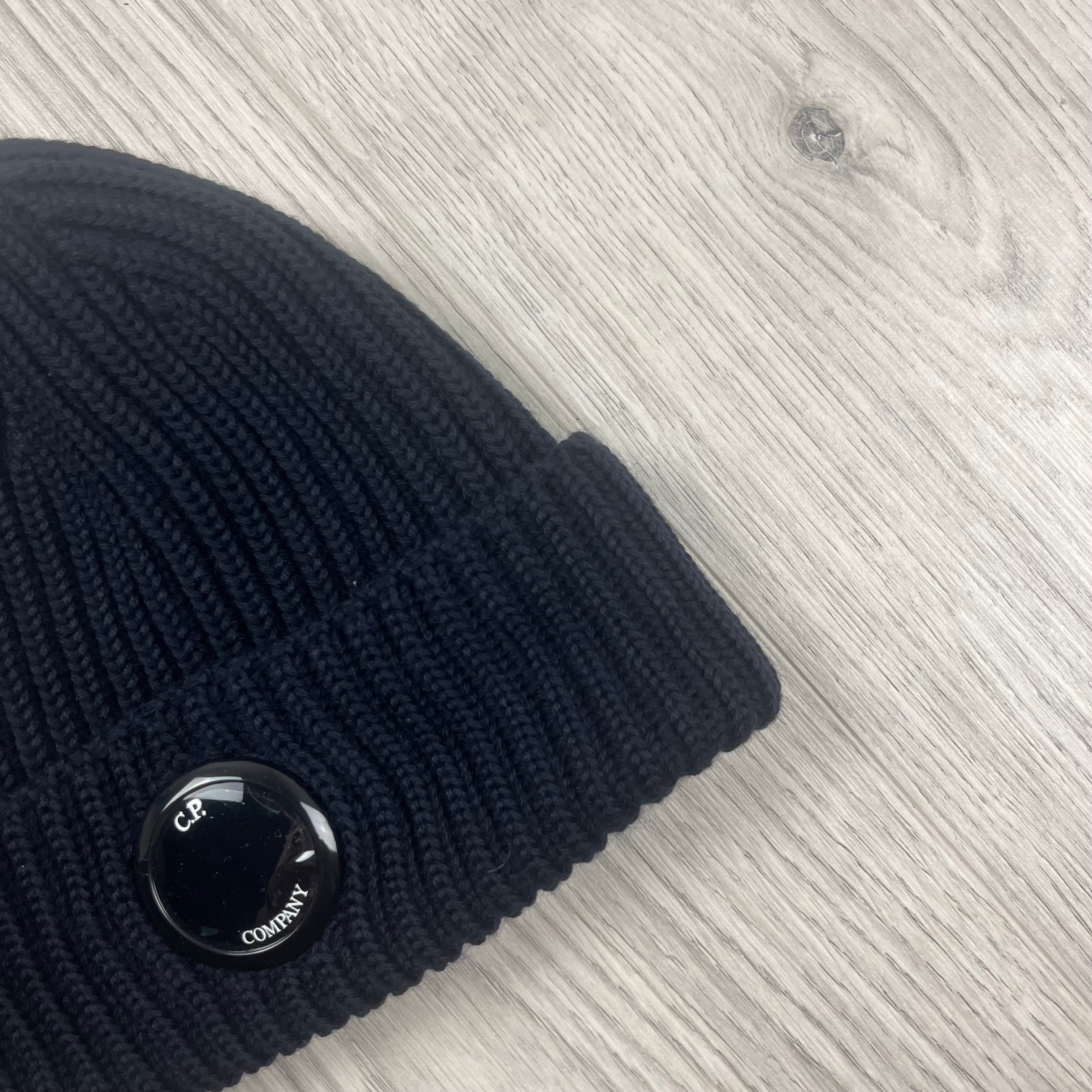 CP Company Lens Beanie - Navy -Usfansport