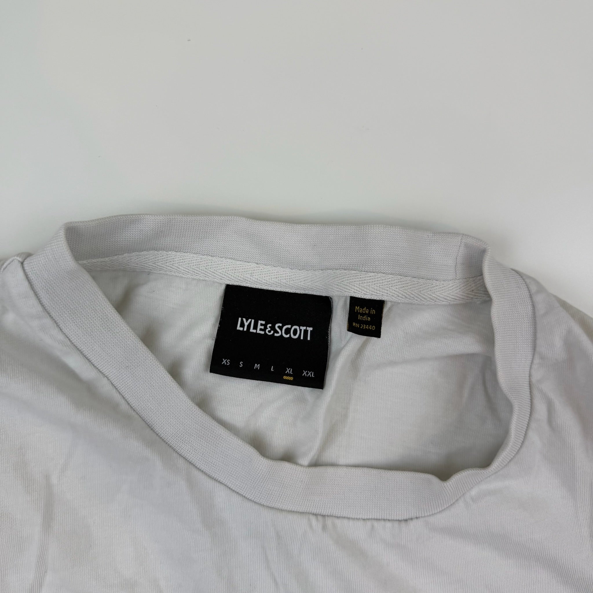 Lyle & Scott Tshirt (XL)