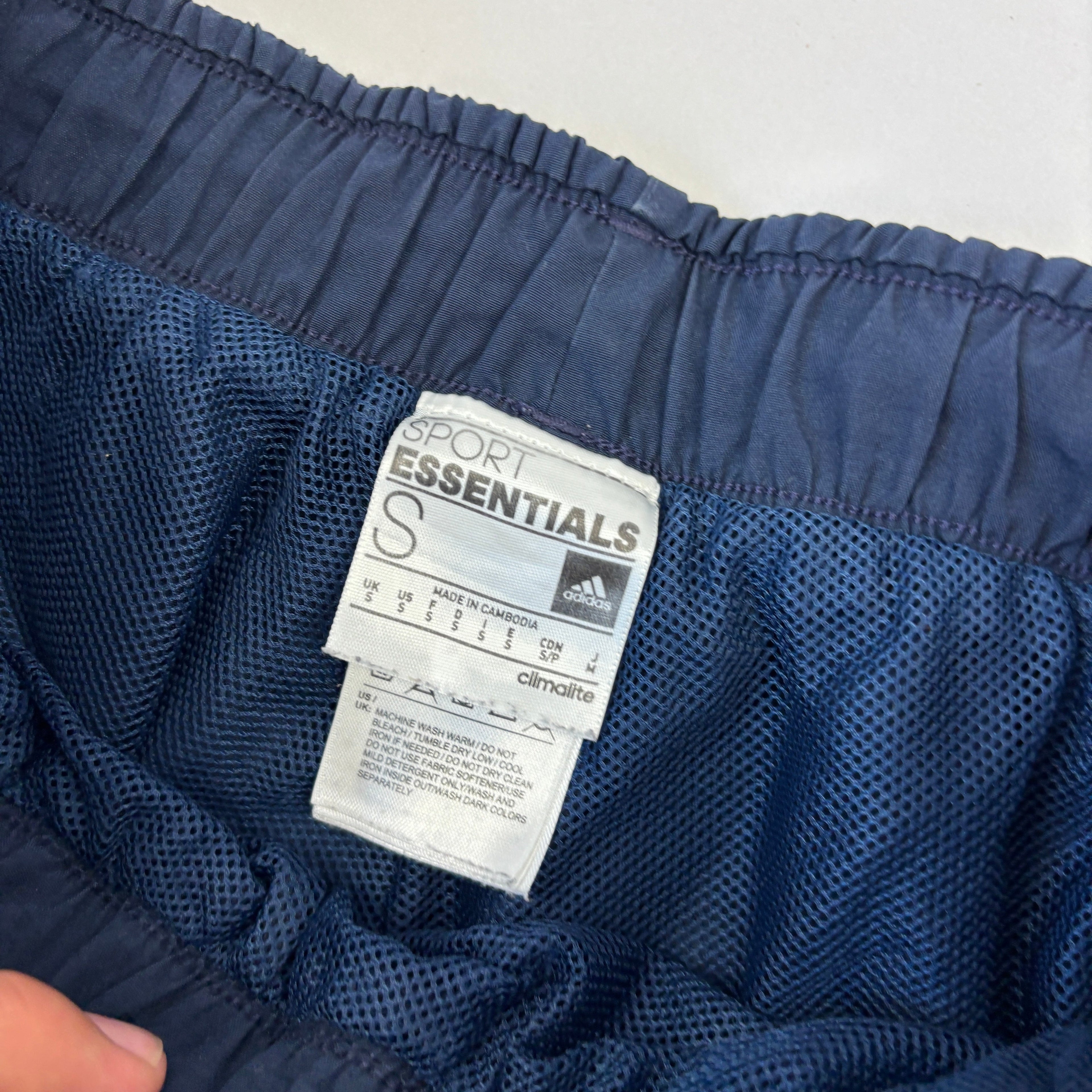 Adidas Shorts (S)