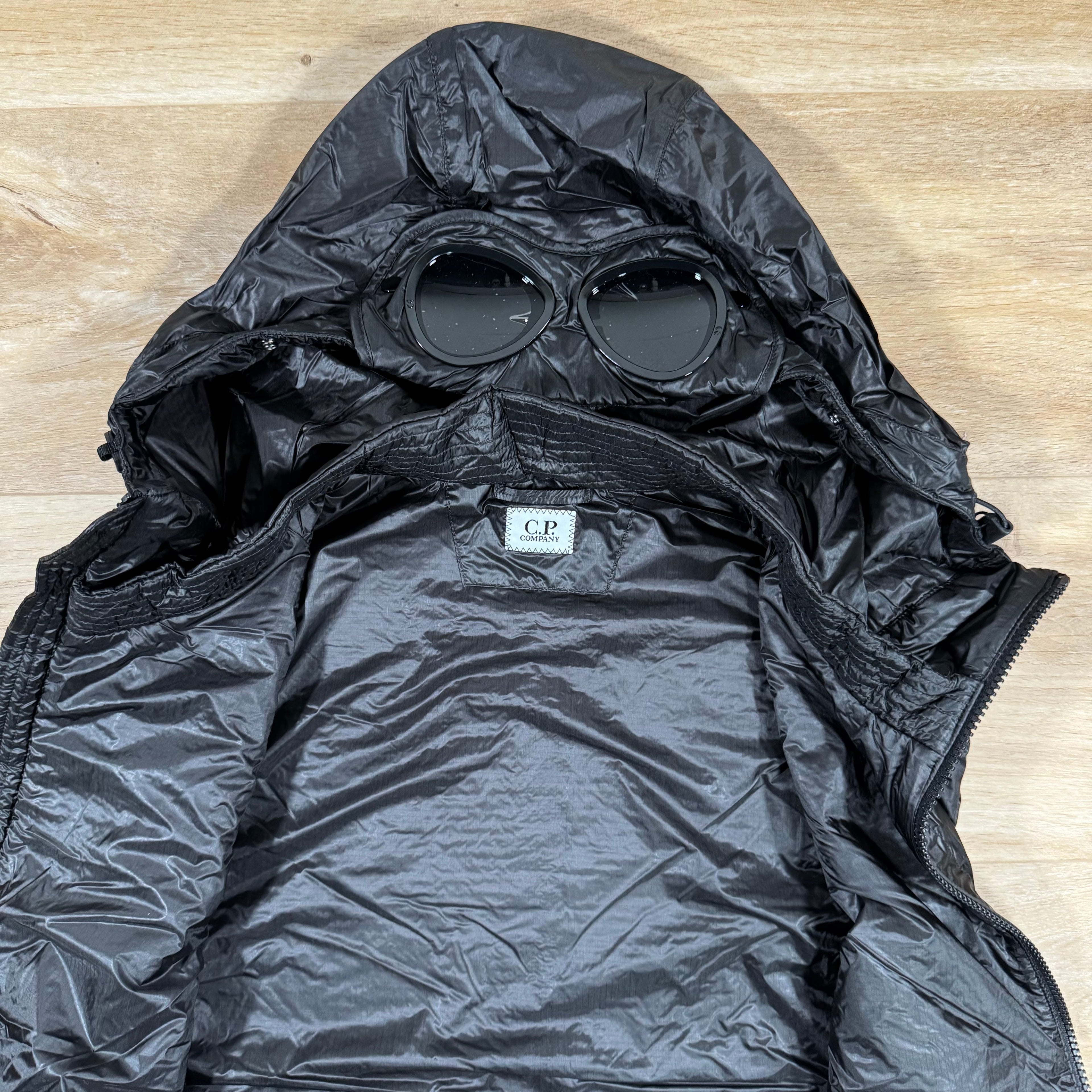 CP Company Nada Shell Goggle Vest in Black -Usfansport