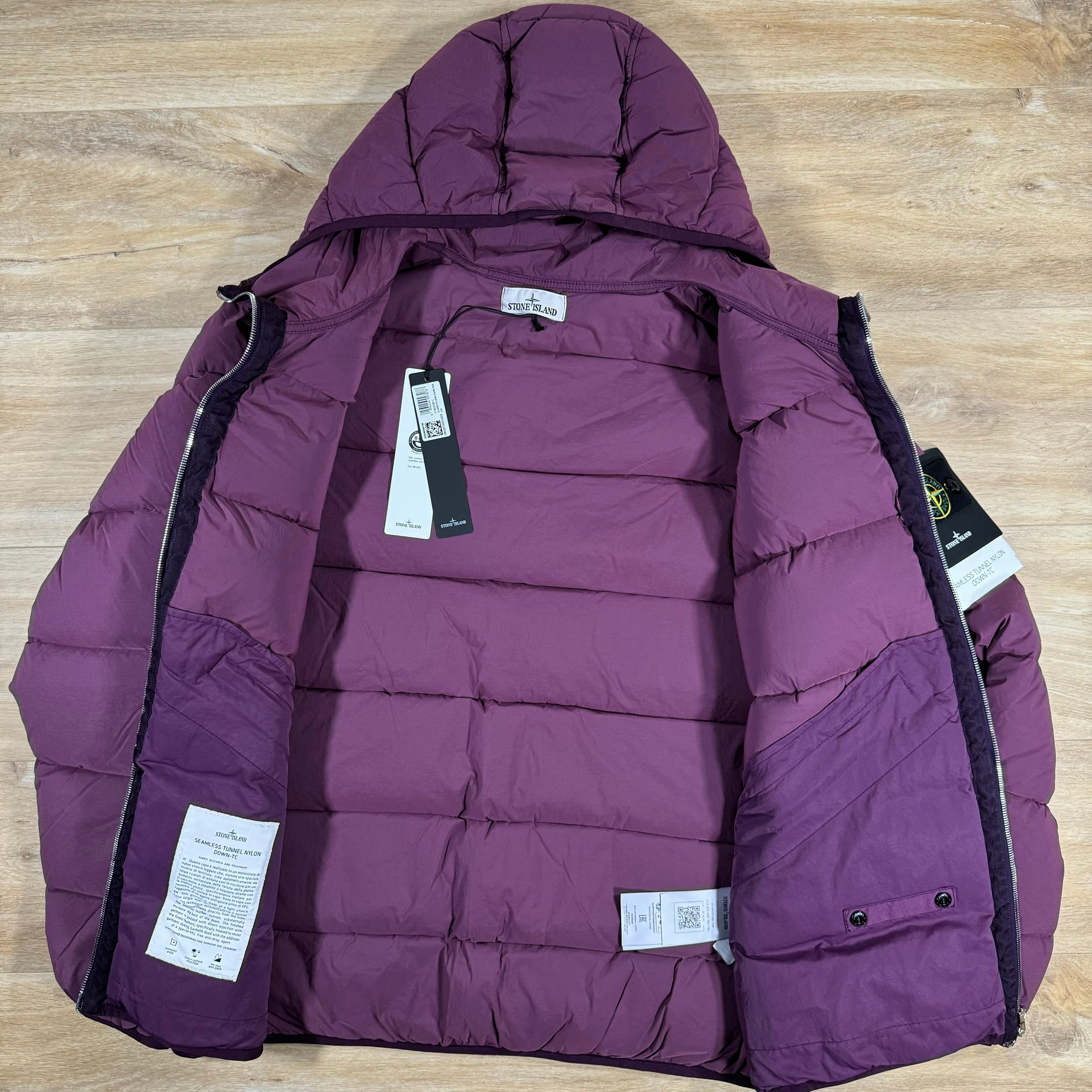 Stone Island Seamless Tunnel Down-TC Jacket in Burgundy -Usfansport