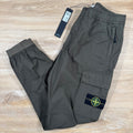Stone Island Stretch Cotton Tela Cargo Pants in Military Green -Usfansport