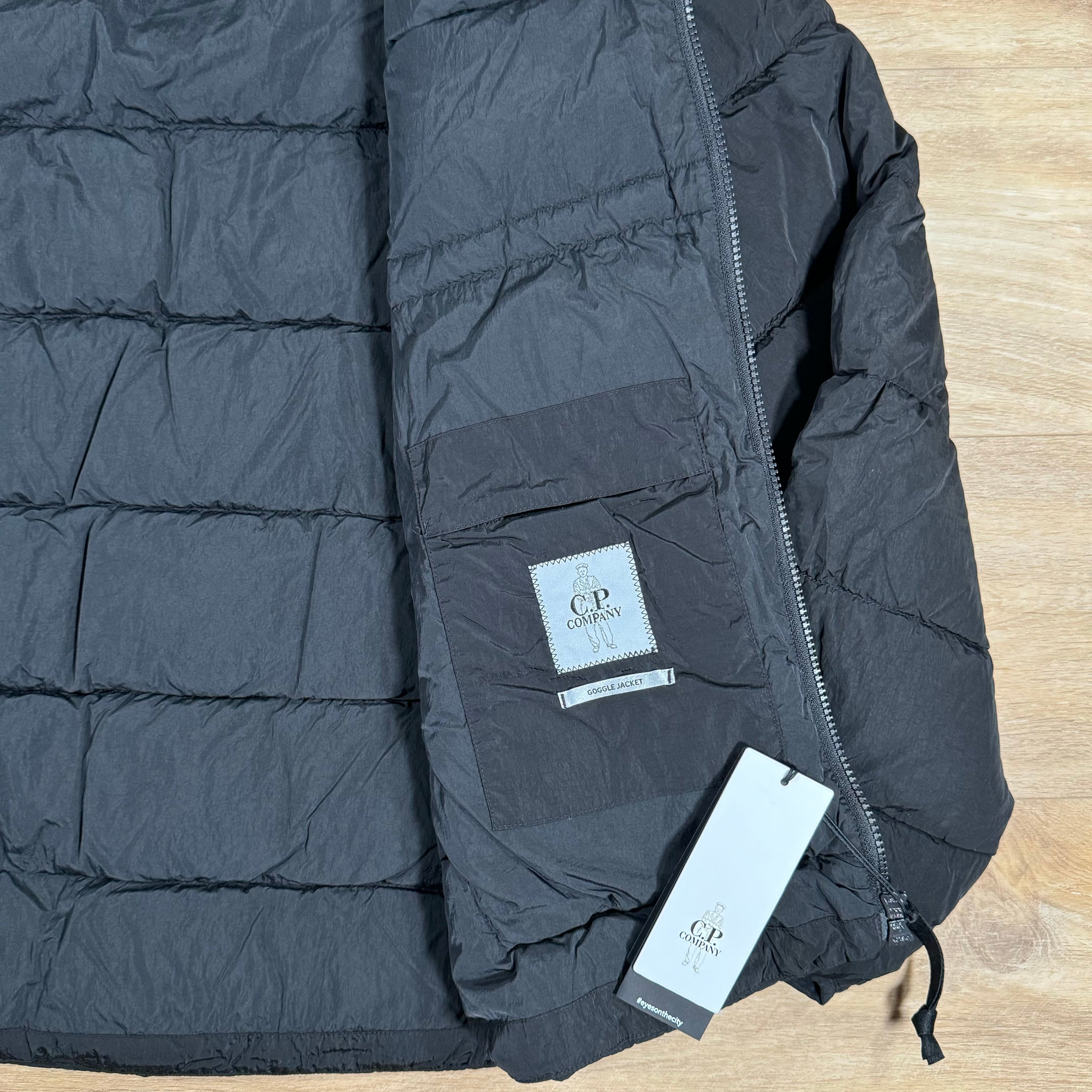 CP Company Chrome-R Goggle Down Jacket in Black -Usfansport