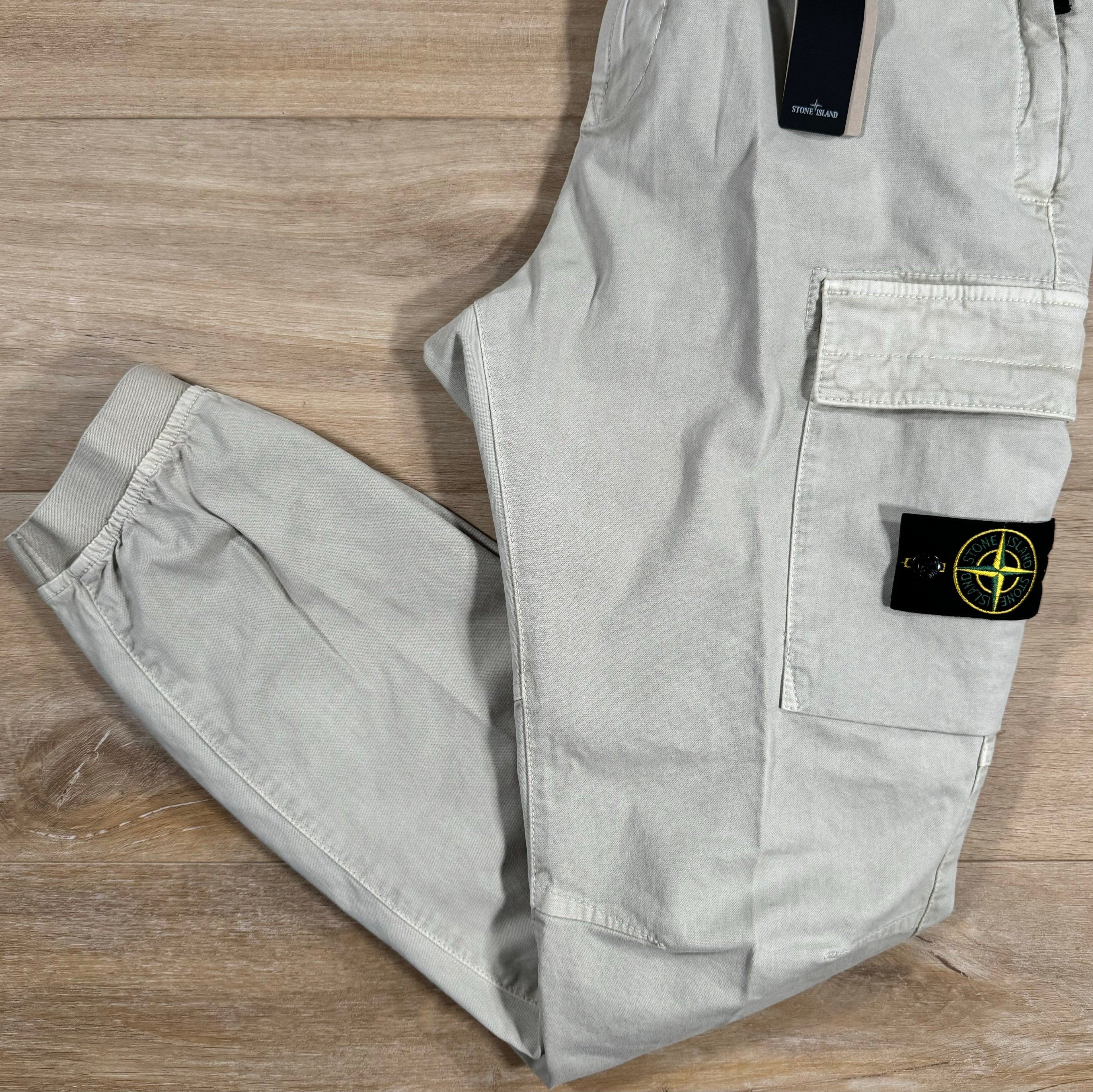 Stone Island Stretch Cargo Pants in Plaster -Usfansport