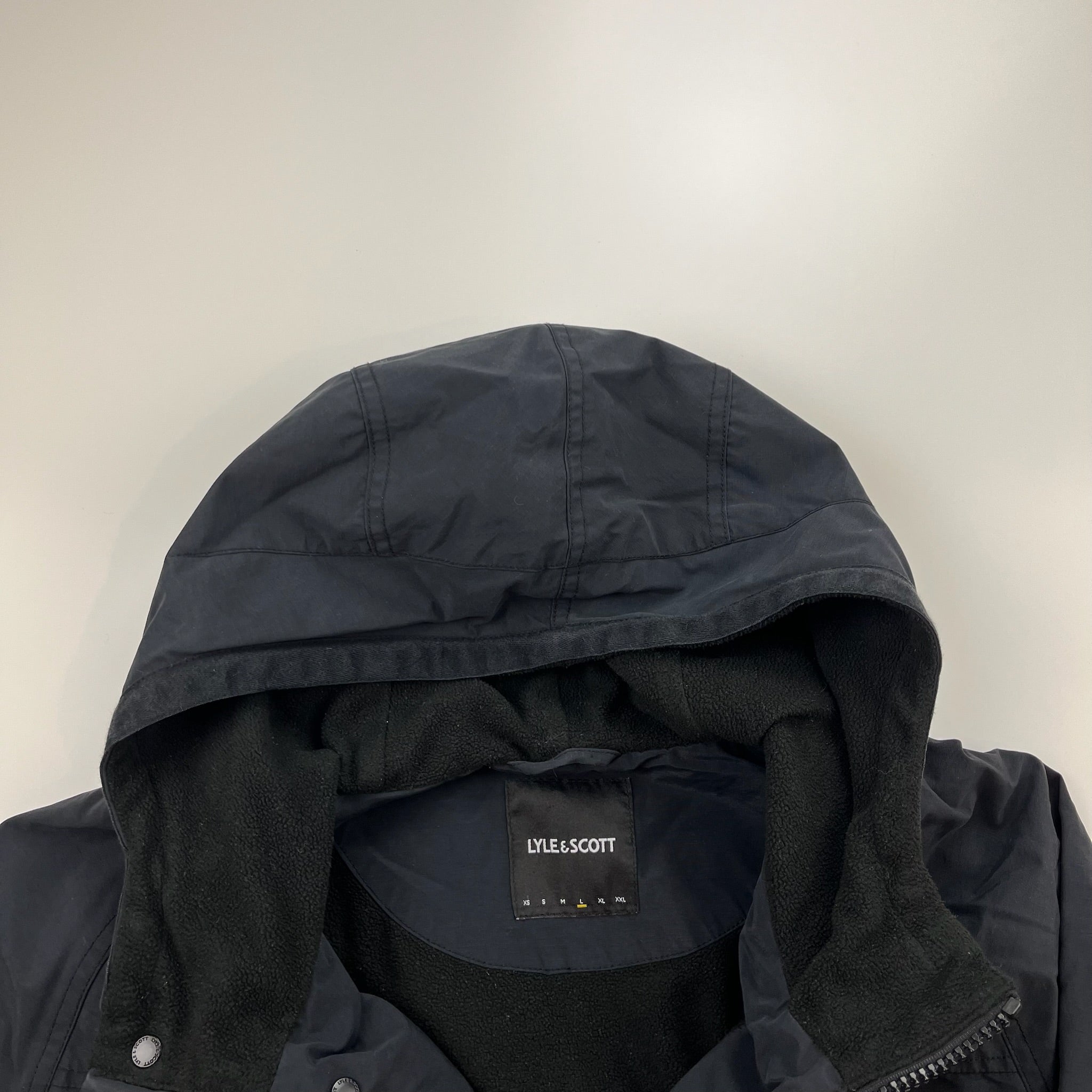 Lyle & Scott Parker (L)