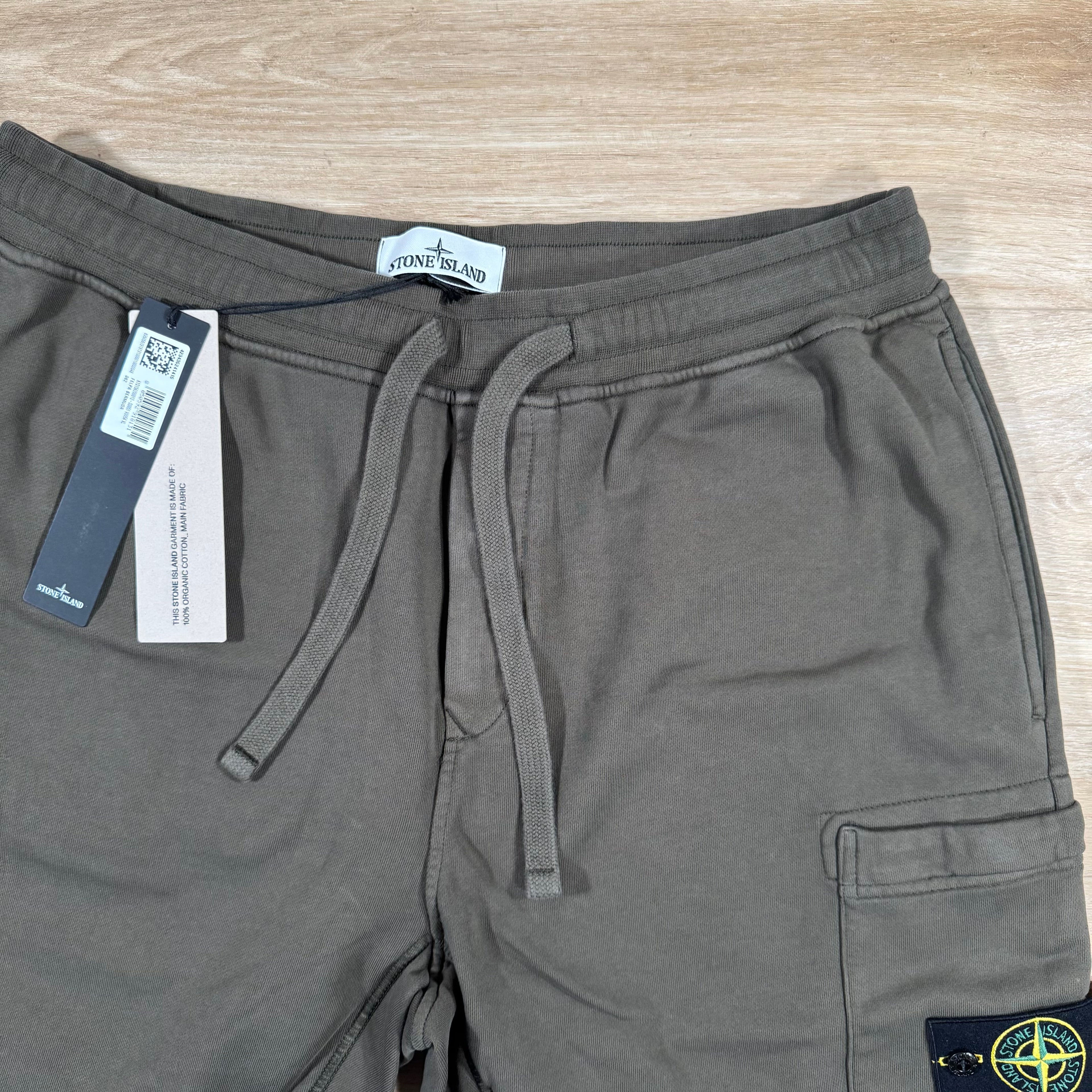 Stone Island Organic Cotton Fleece Shorts in Military Green -Usfansport