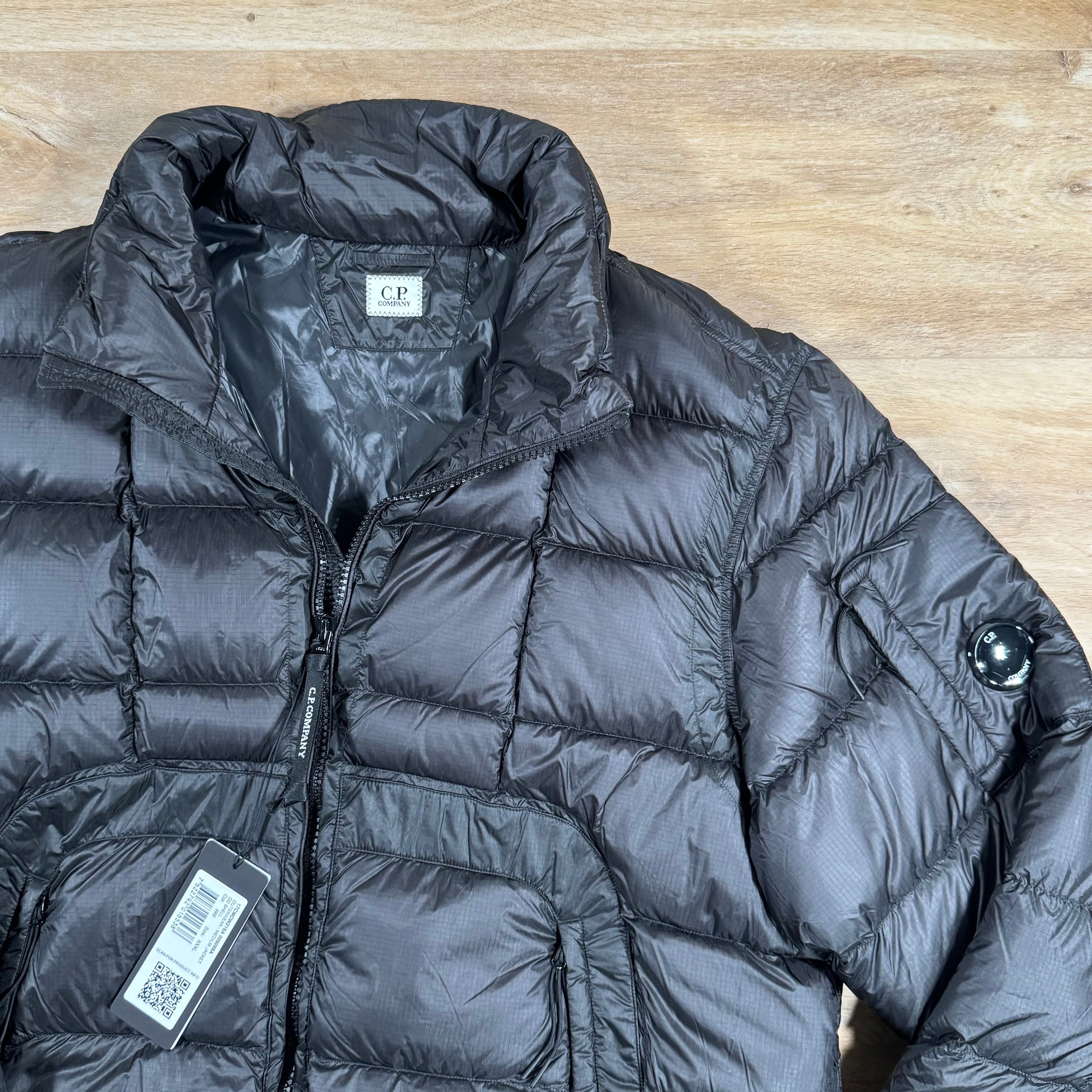 CP Company Short Down Lens Jacket in Black -Usfansport
