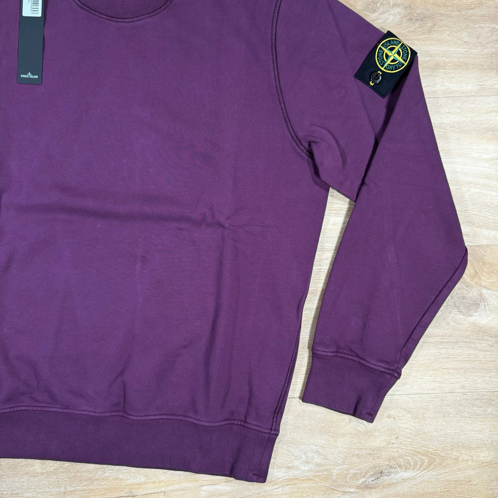 Stone Island Garment Dyed Crewneck Sweatshirt in Burgundy -Usfansport