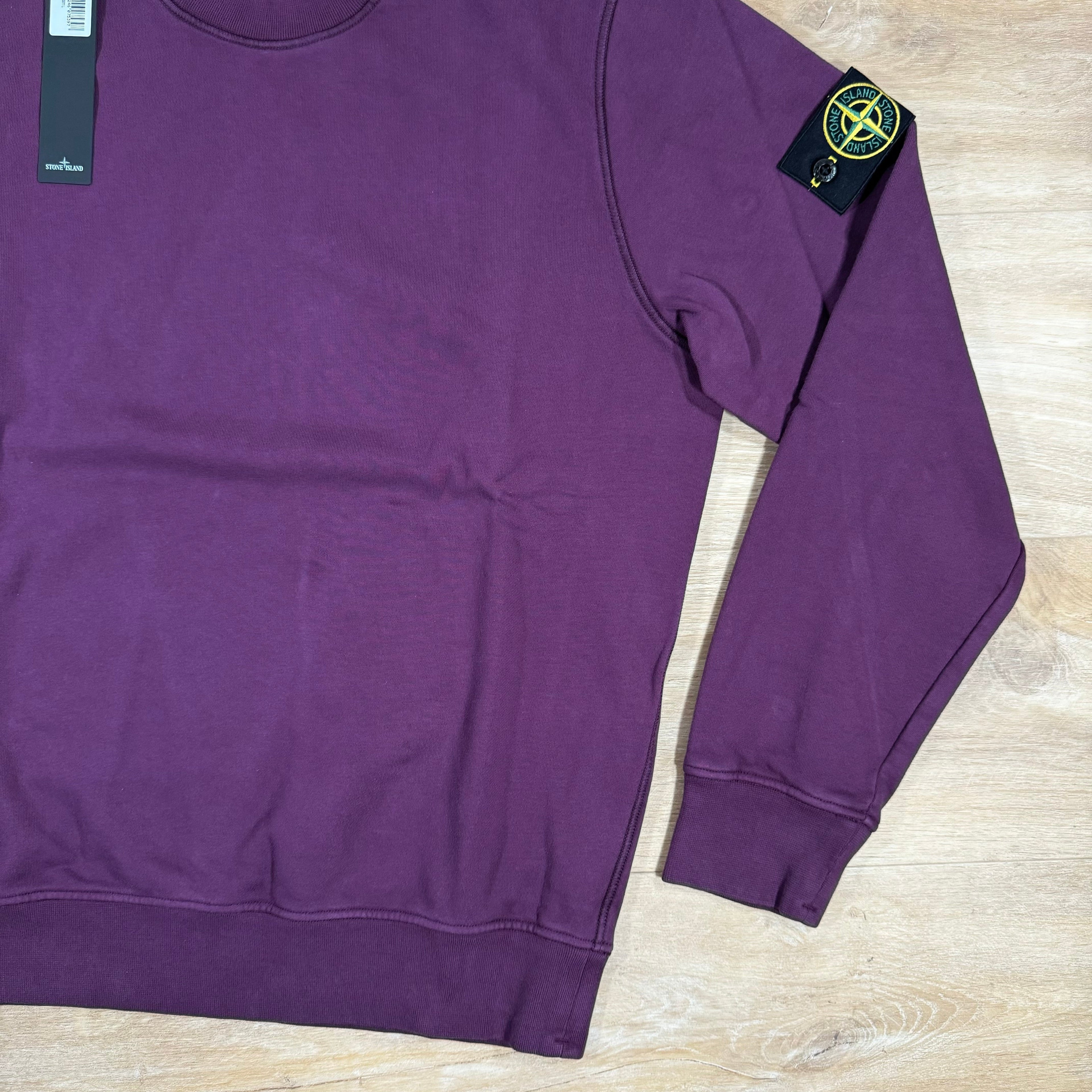 Stone Island Garment Dyed Crewneck Sweatshirt in Burgundy -Usfansport