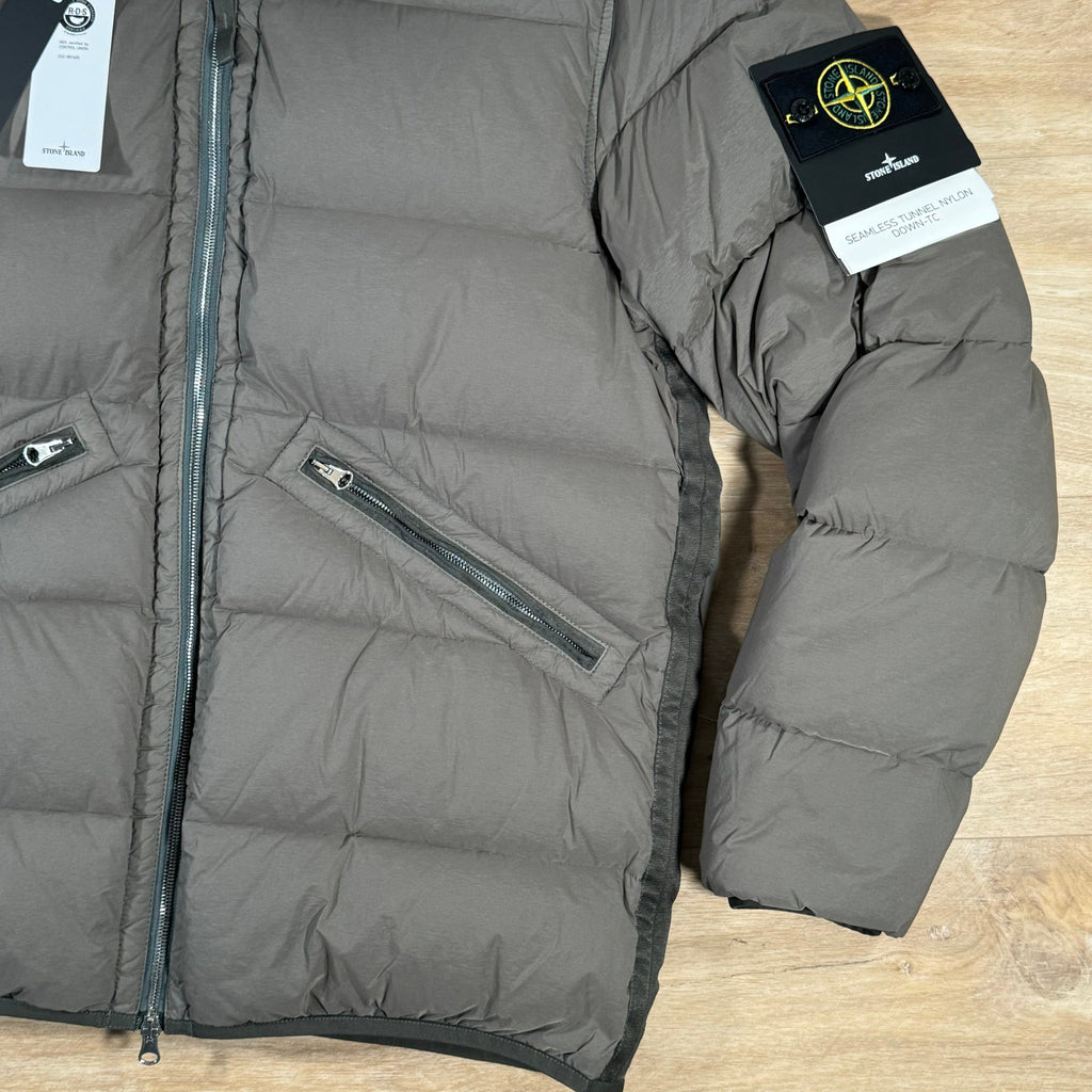 Stone Island Seamless Tunnel Down-TC Jacket in Walnut Brown -Usfansport