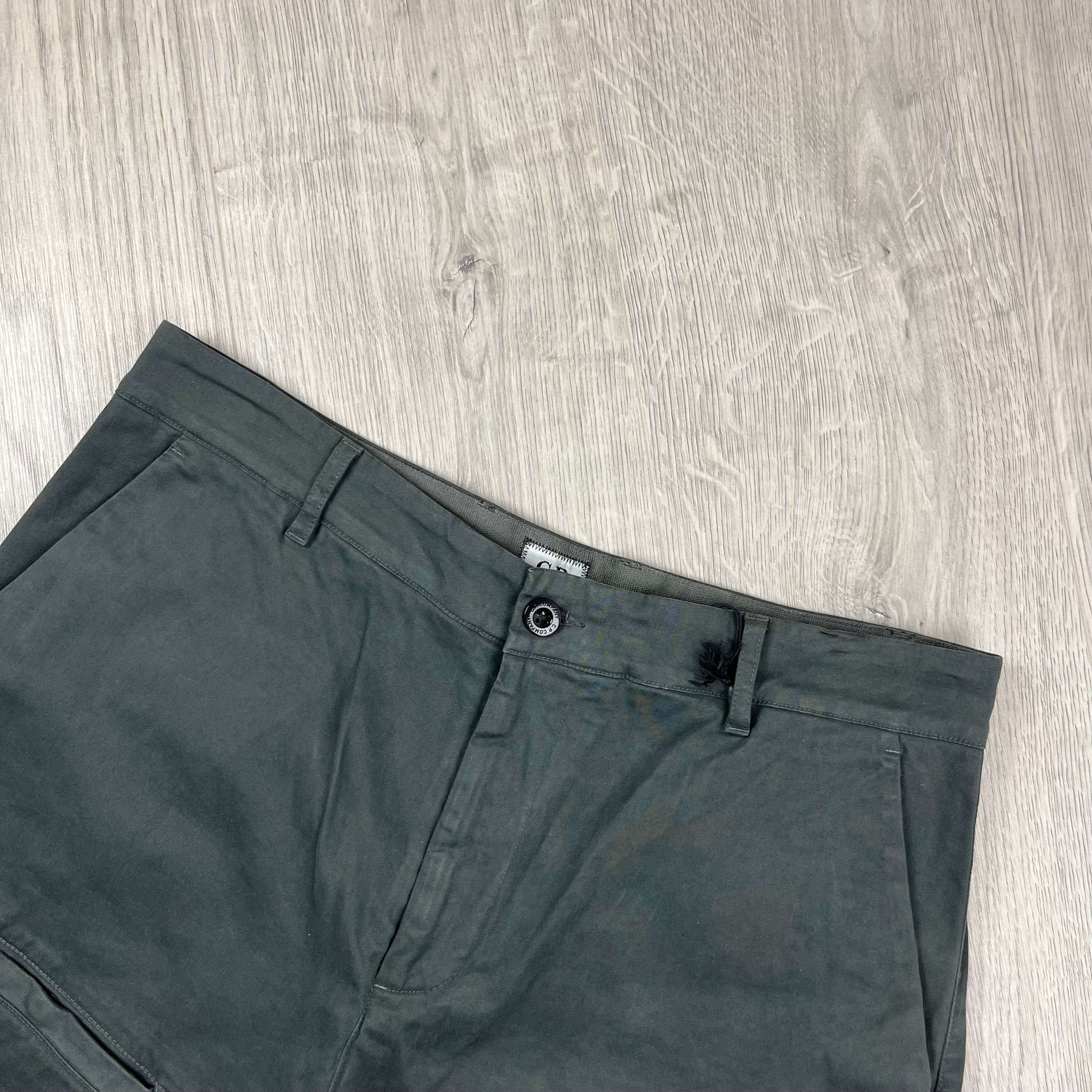 CP Company Loose Cargo Trousers - Dark Shadow -Usfansport
