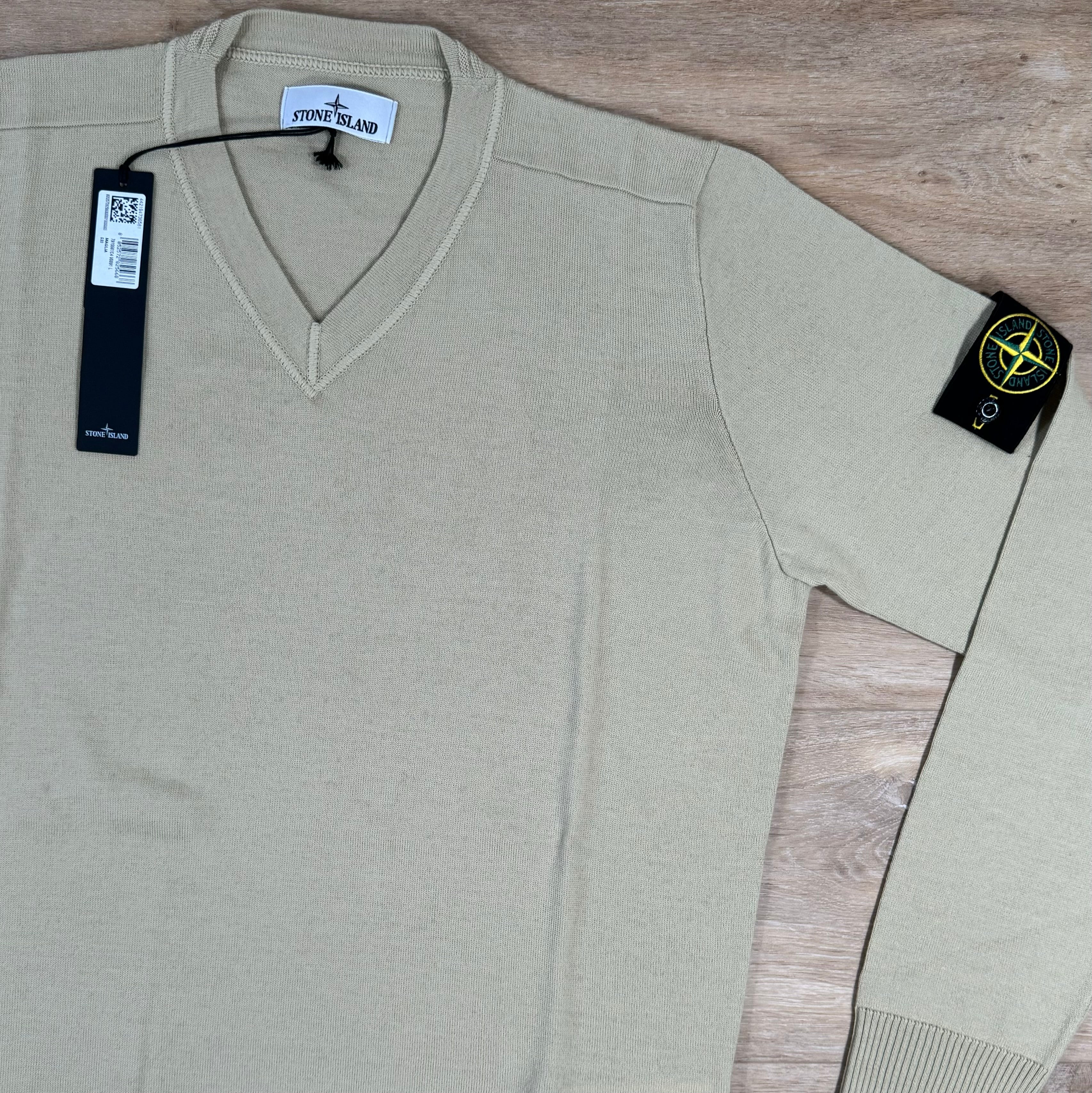 Stone Island V-Neck Knit Sweatshirt in Ecru -Usfansport