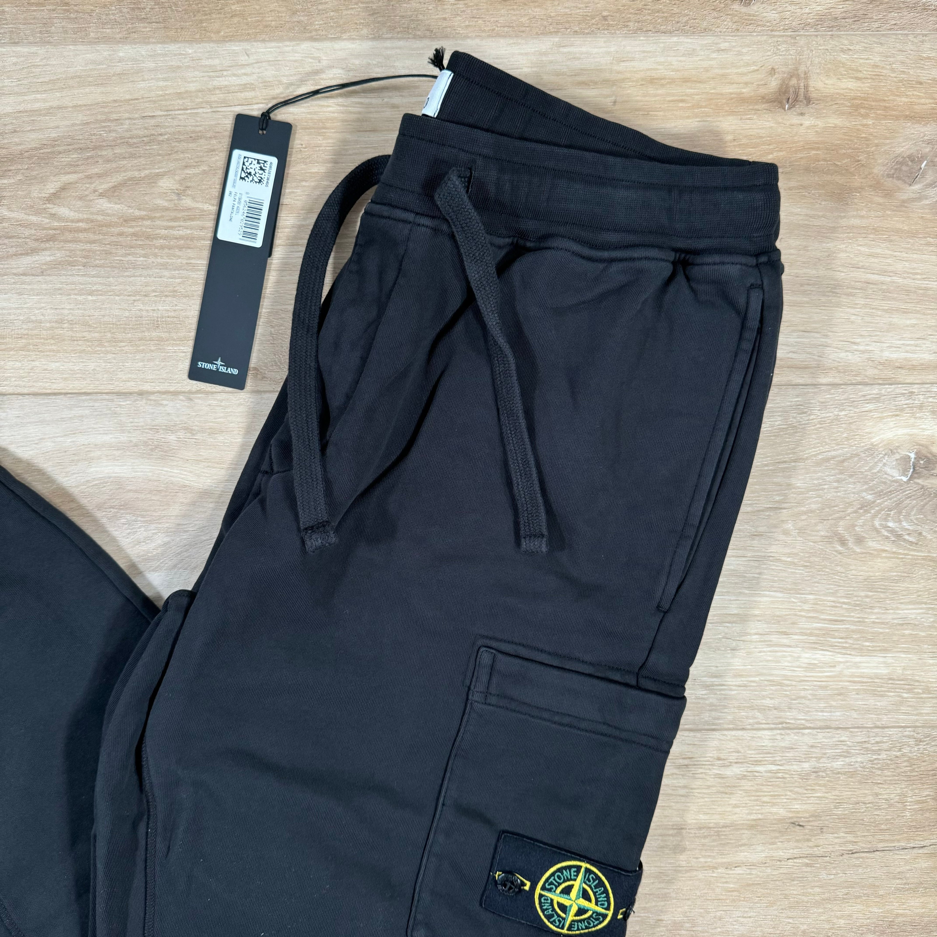 Stone Island Slim Fit Sweatpants in Black -Usfansport
