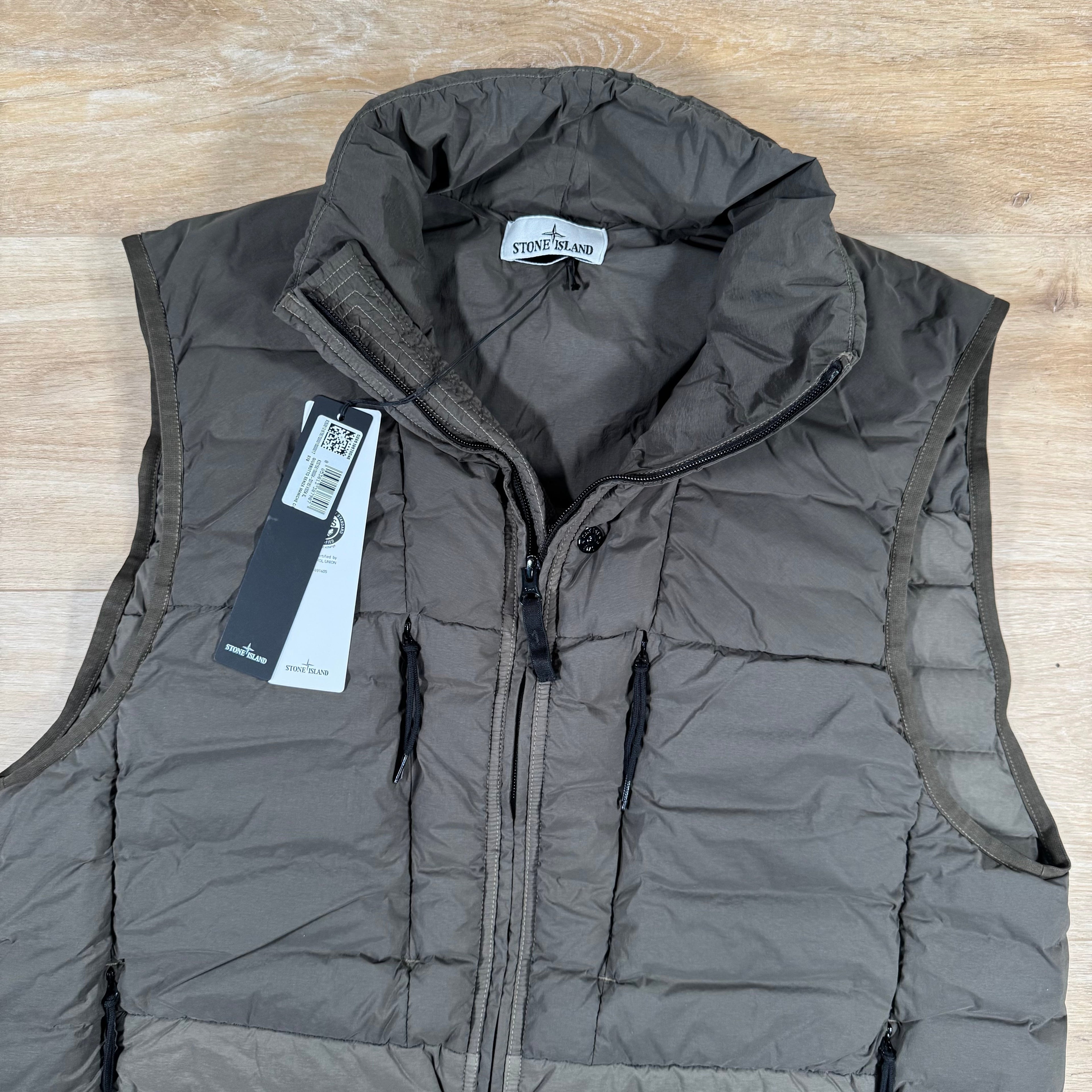 Stone Island Seamless Tunnel Nylon Down-TC Vest in Military Green -Usfansport