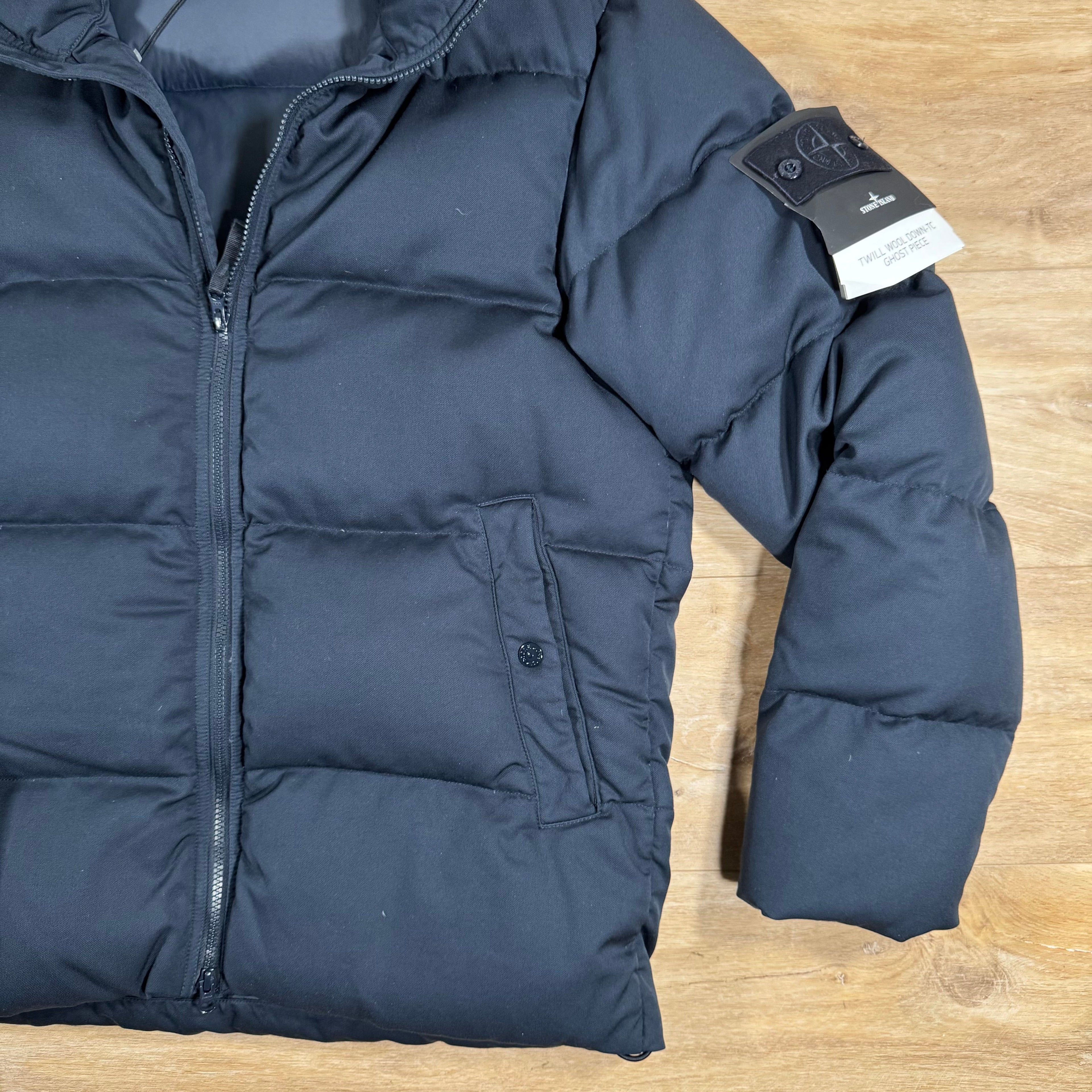 Stone Island Down-TC Ghost Jacket in Navy -Usfansport