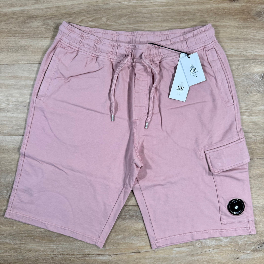 CP Company Light Fleece Cargo Lens Shorts in Misty Rose - Pink -Usfansport