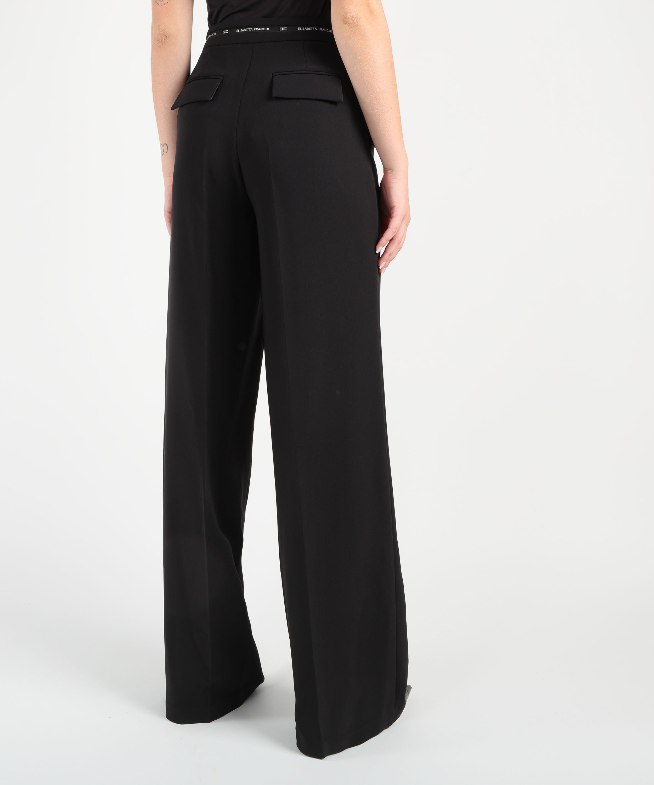 ELISABETTA FRANCHI Pantaloni in crÃªpe leggero con nastro logo