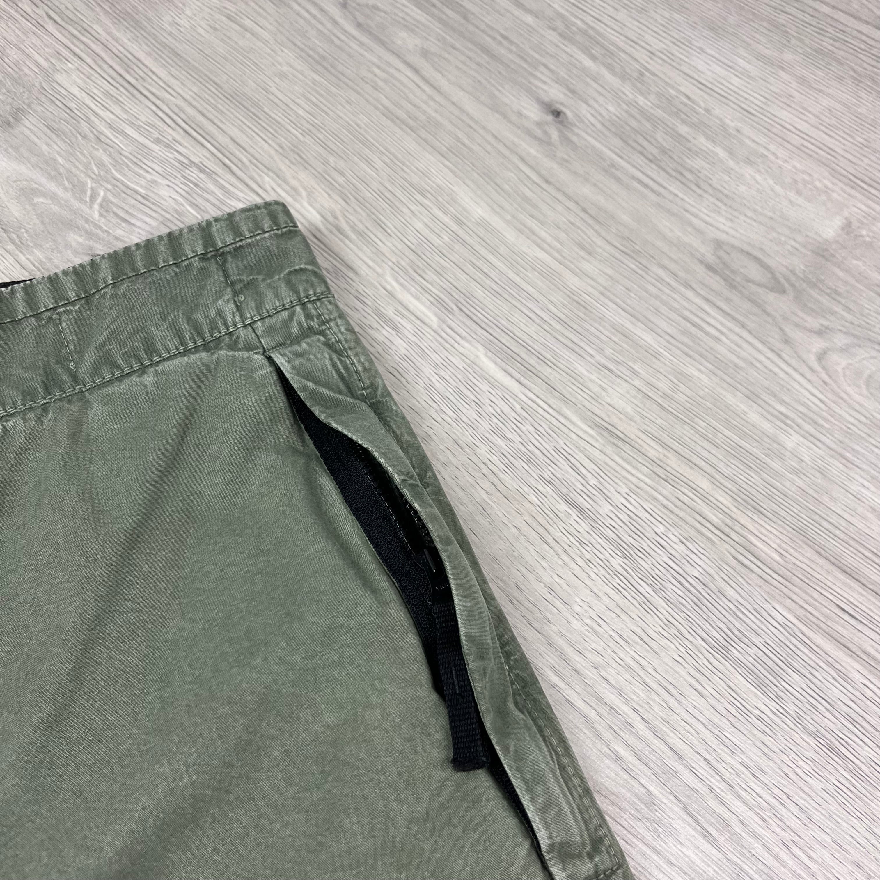 Stone Island Cargo Shorts - Musk Green -Usfansport