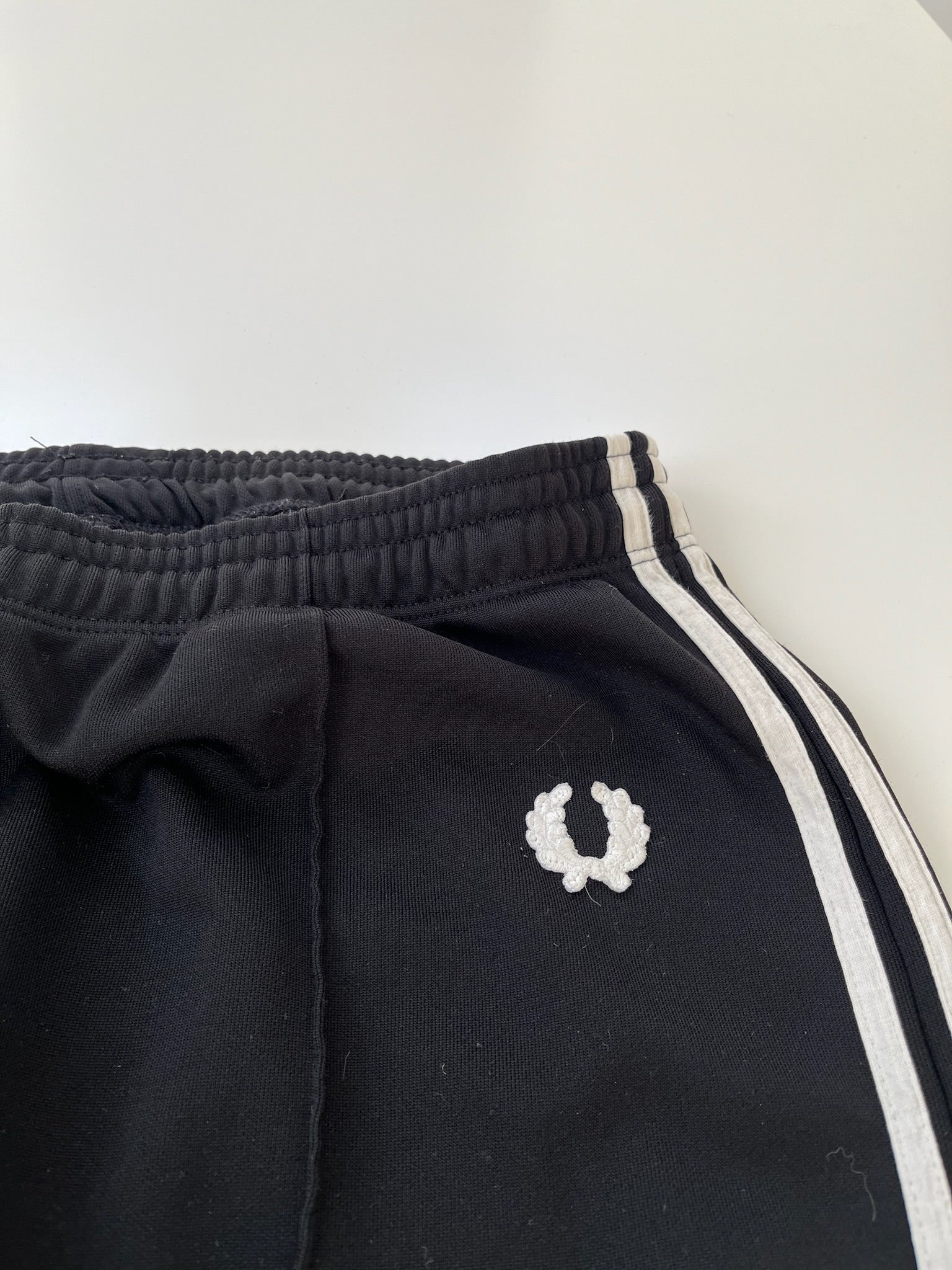 Fred Perry Trackpants (S)