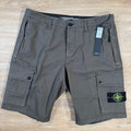 Stone Island Supima Twill Stretch-TC Cargo Bermuda Shorts in Military Green -Usfansport