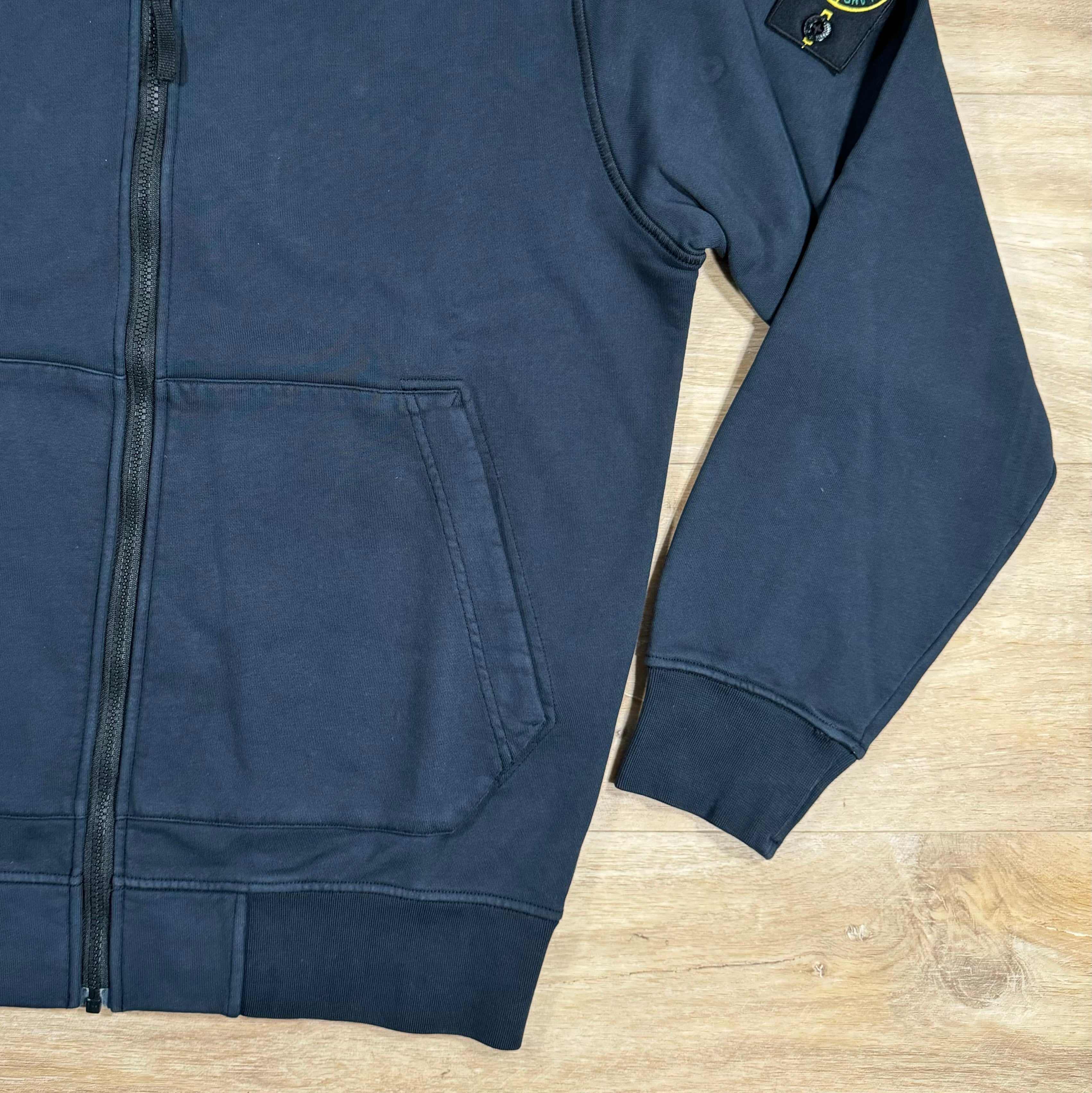 Stone Island Full-Zip Sweatshirt in Navy -Usfansport