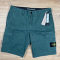 Stone Island Stretch Twill Cargo Shorts in Bottle Green -Usfansport