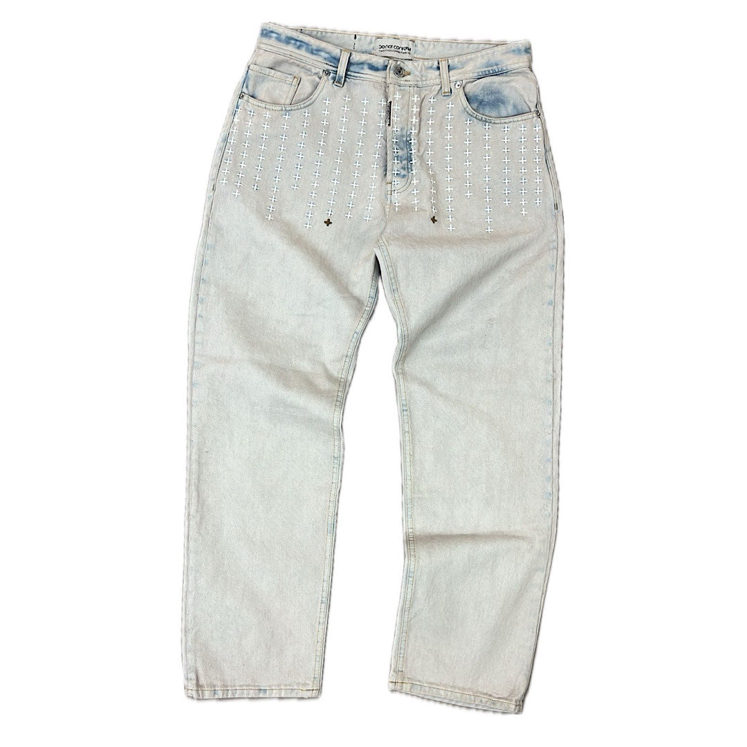 Jeans Do Not Conform