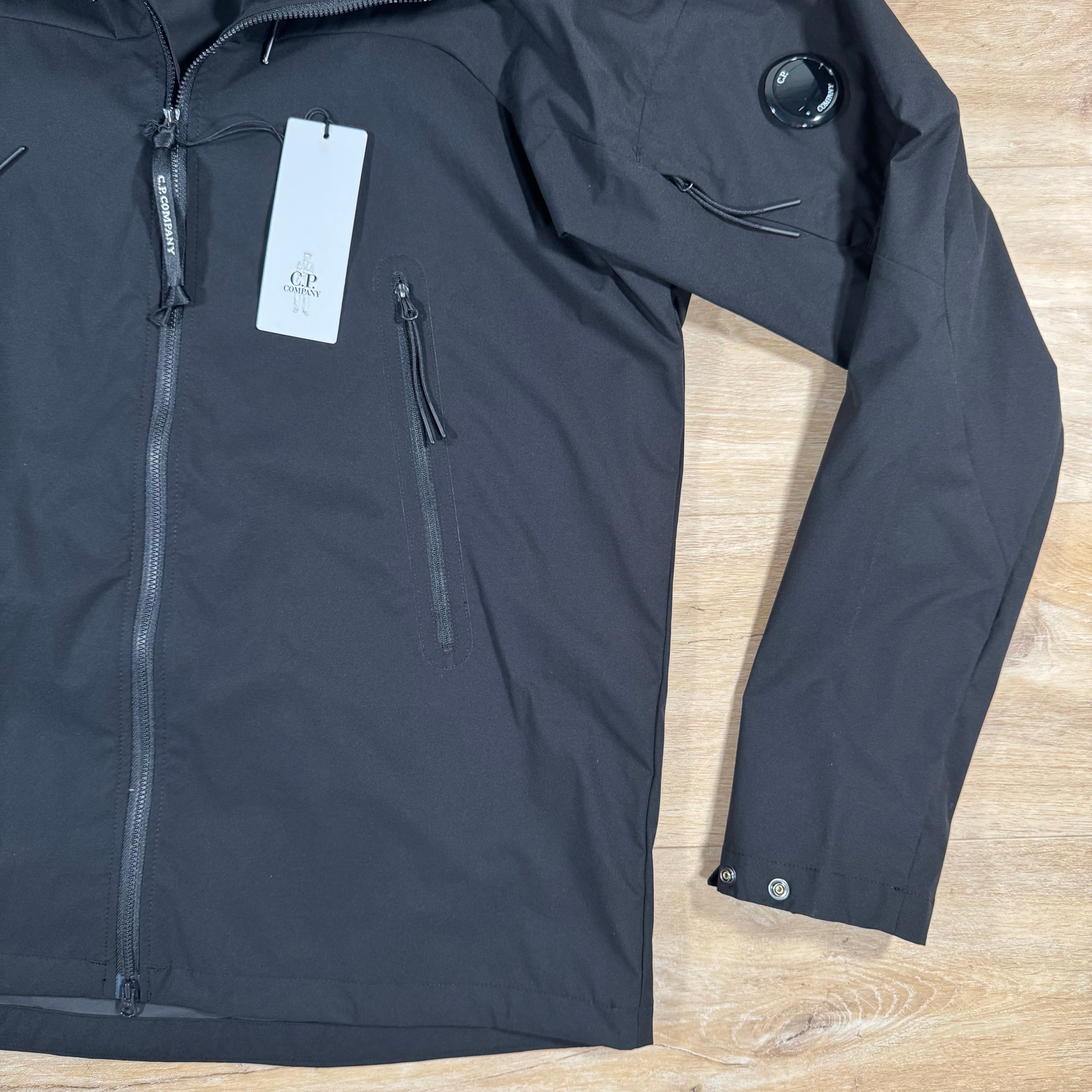 CP Company Pro-Tek Lens Jacket in Black -Usfansport