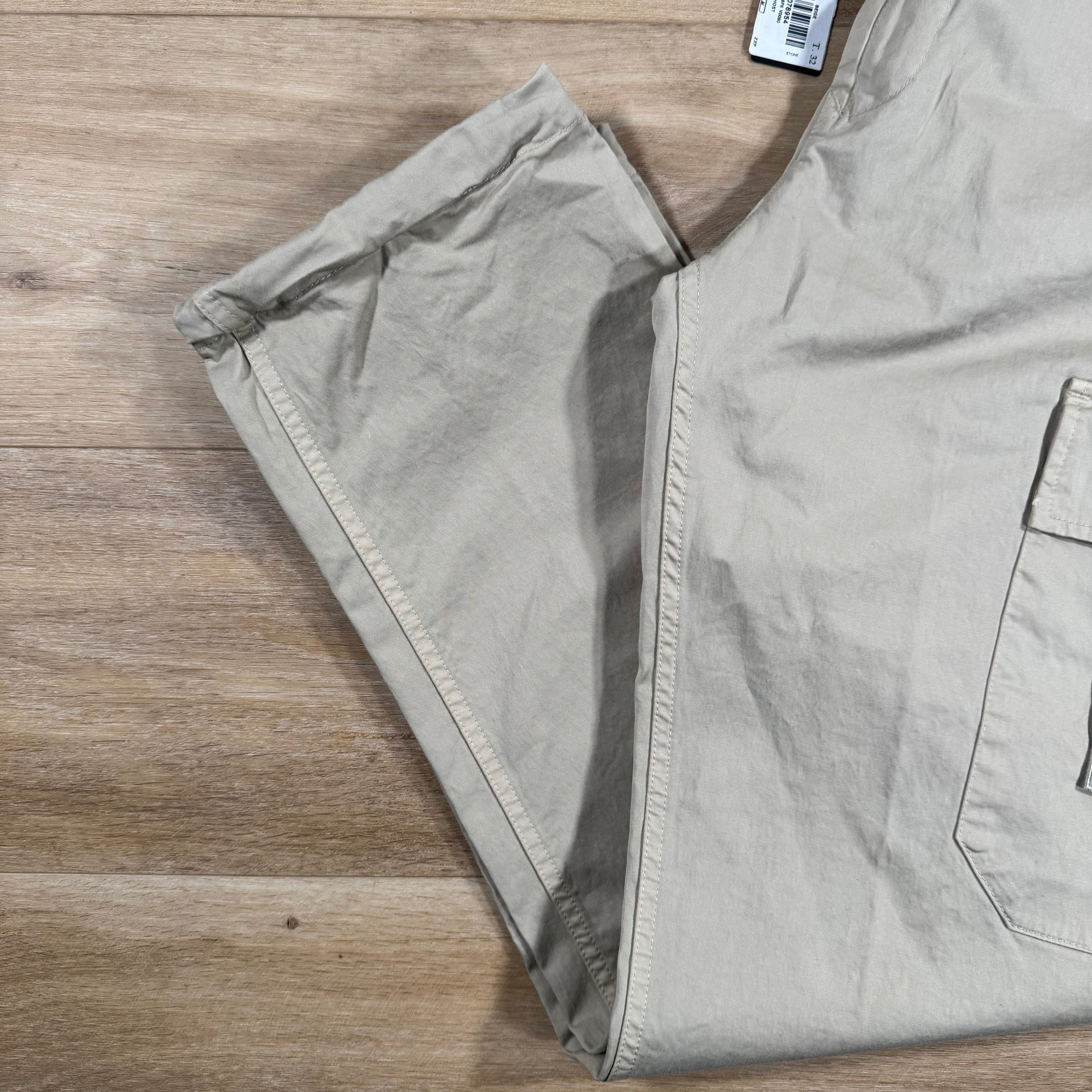 Stone Island Ghost Stretch Cargo Trousers in Beige -Usfansport