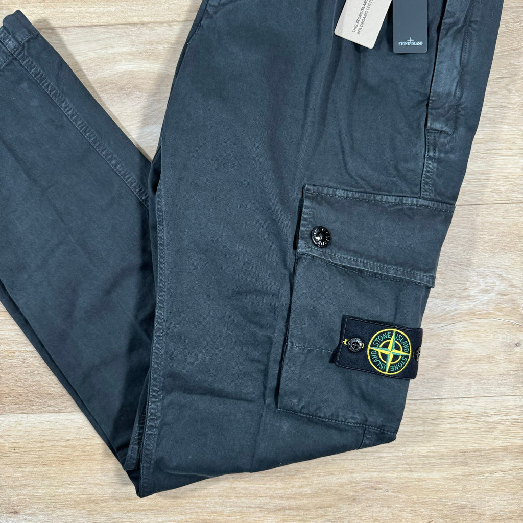 Stone Island Stretch Old Treatment Cargo Trousers in Black -Usfansport