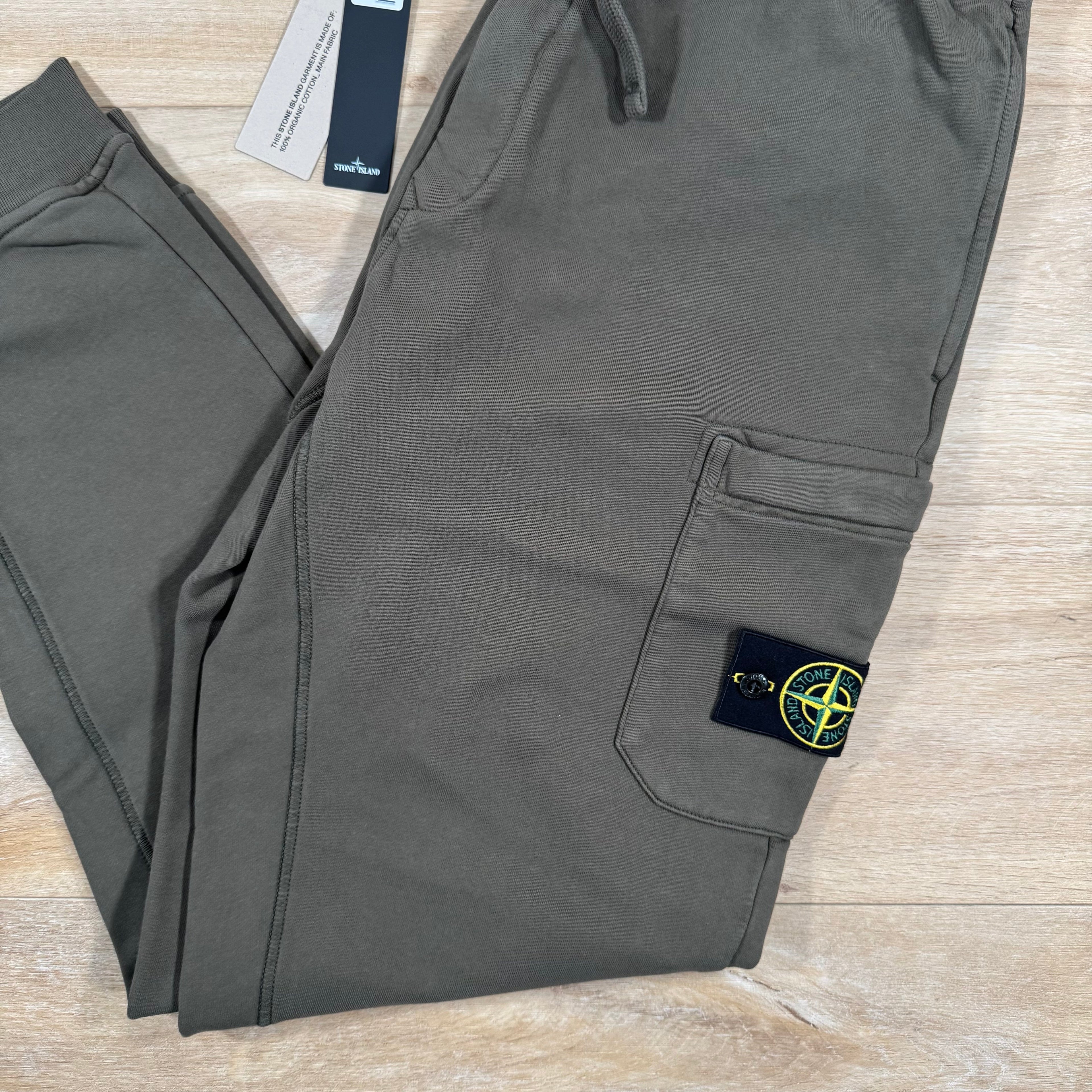 Stone Island Slim Fit Sweatpants in Military Green -Usfansport
