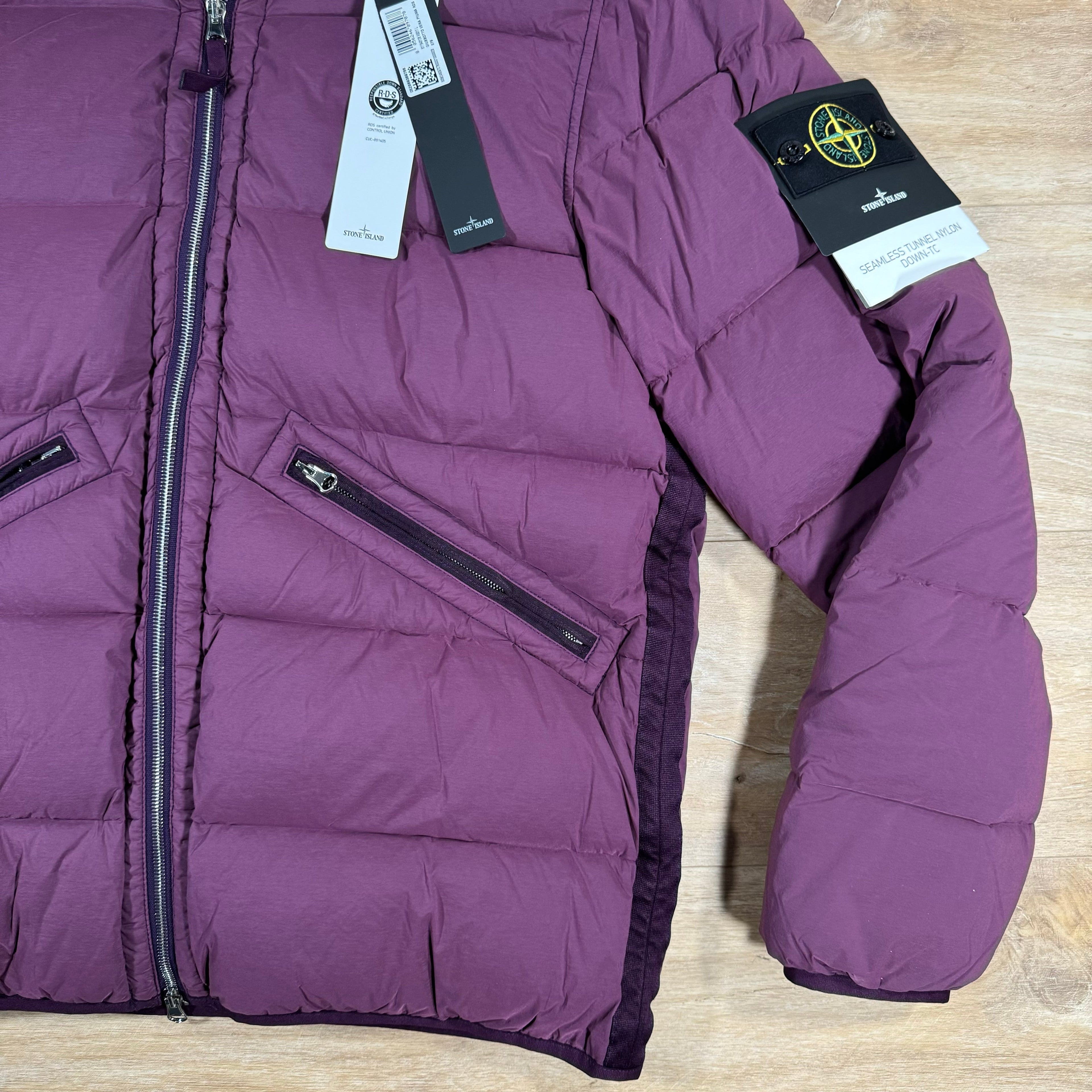 Stone Island Seamless Tunnel Down-TC Jacket in Burgundy -Usfansport