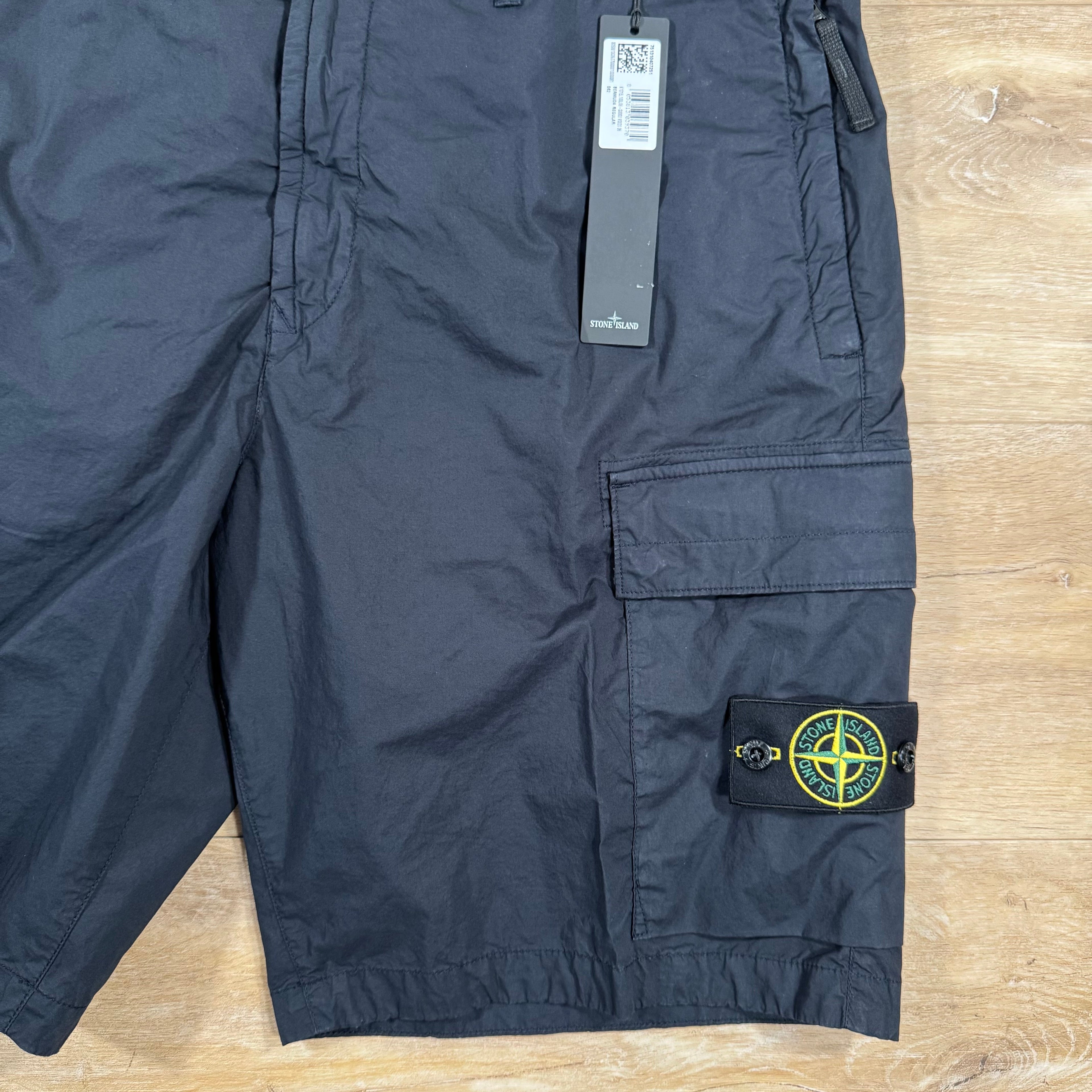 Stone Island Stretch Tela Cargo Bermuda Shorts in Navy -Usfansport