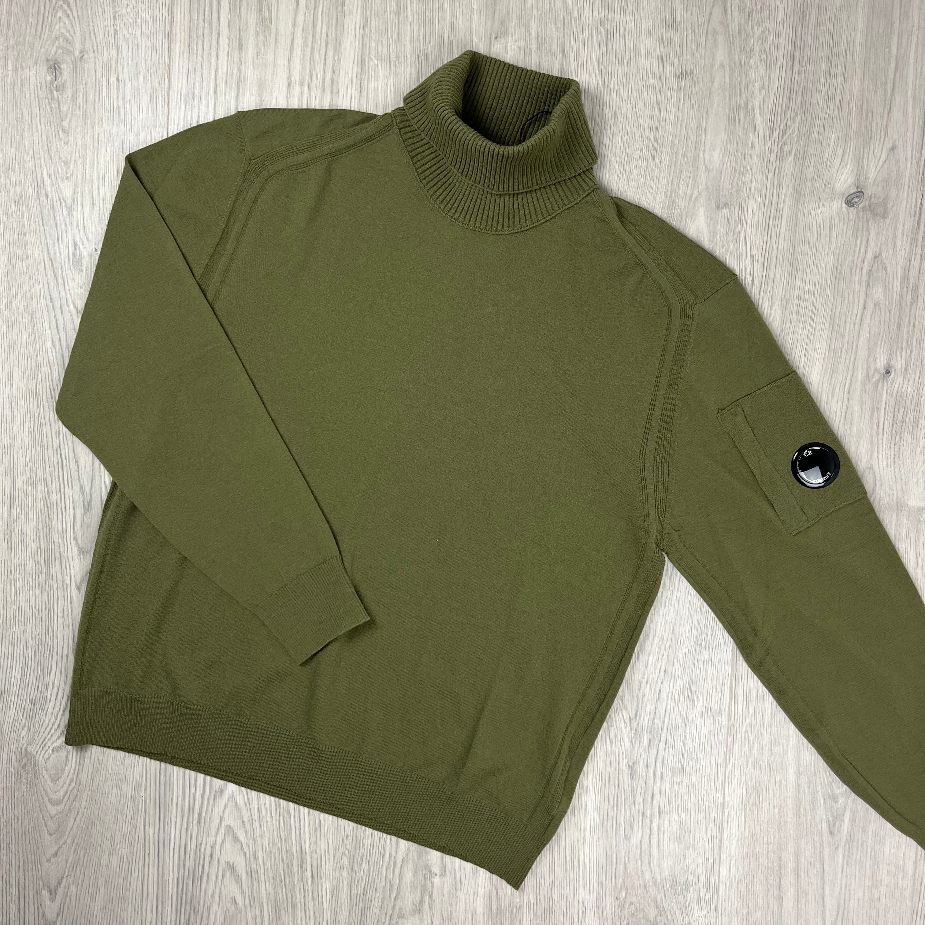 CP Company Knit Turtle Neck - Capers -Usfansport