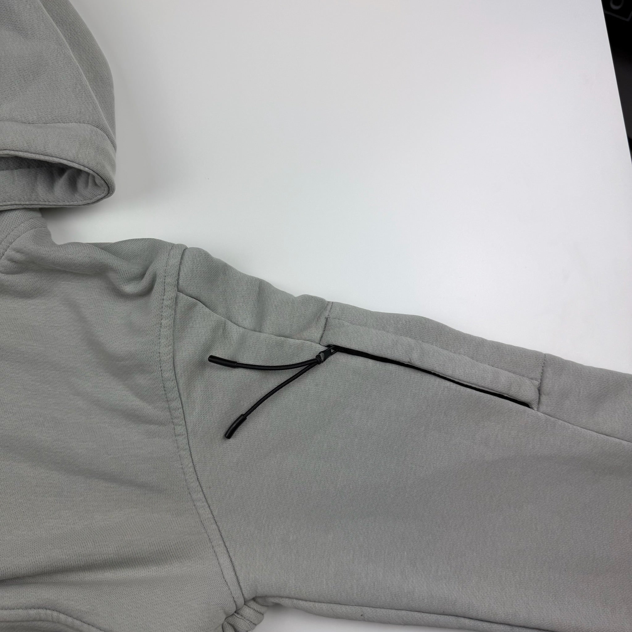 C.P Company Pulli (L)